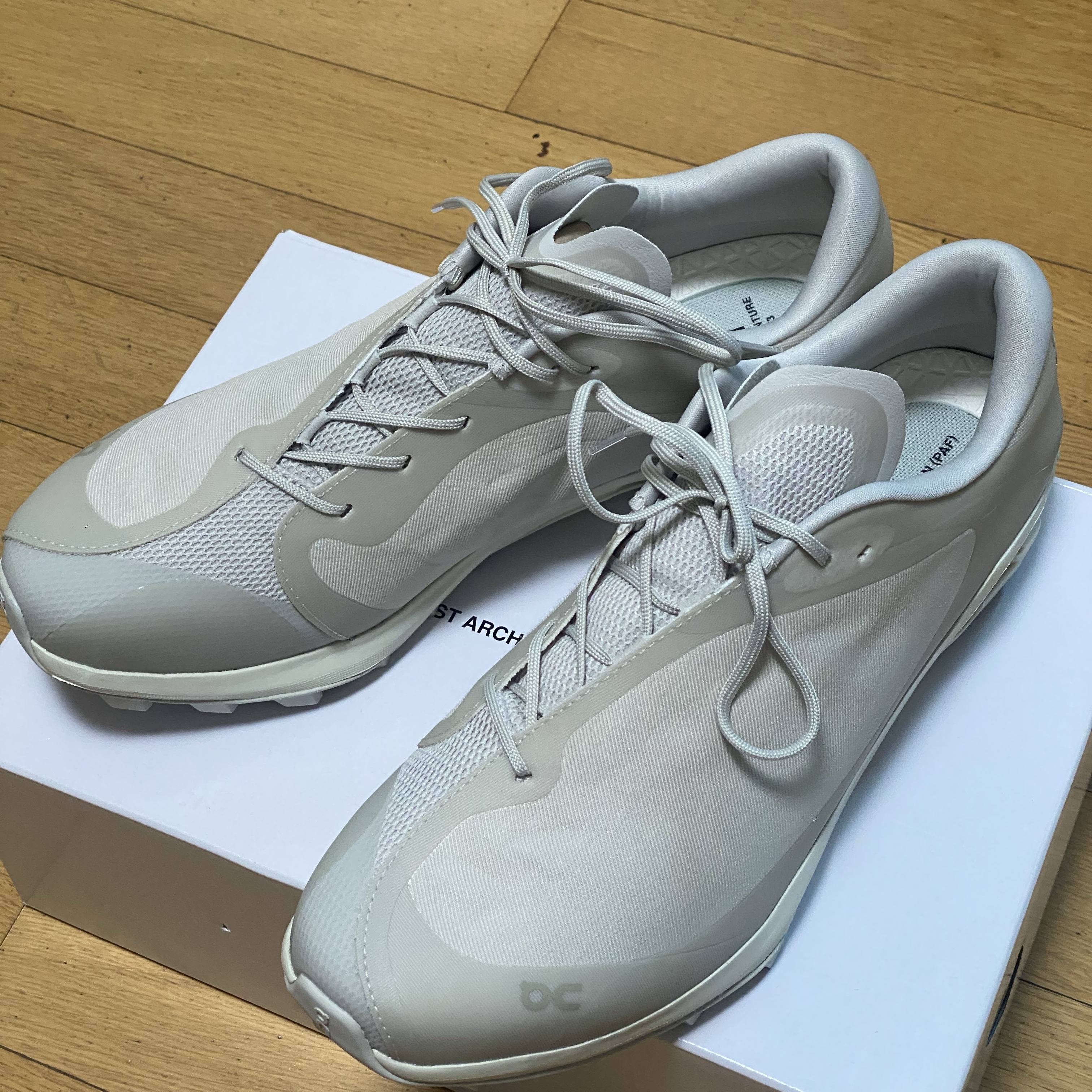 On Running x Post Archive Faction (Paf) Cloudventure Peak Ice Moon 착용 스타일 - 3