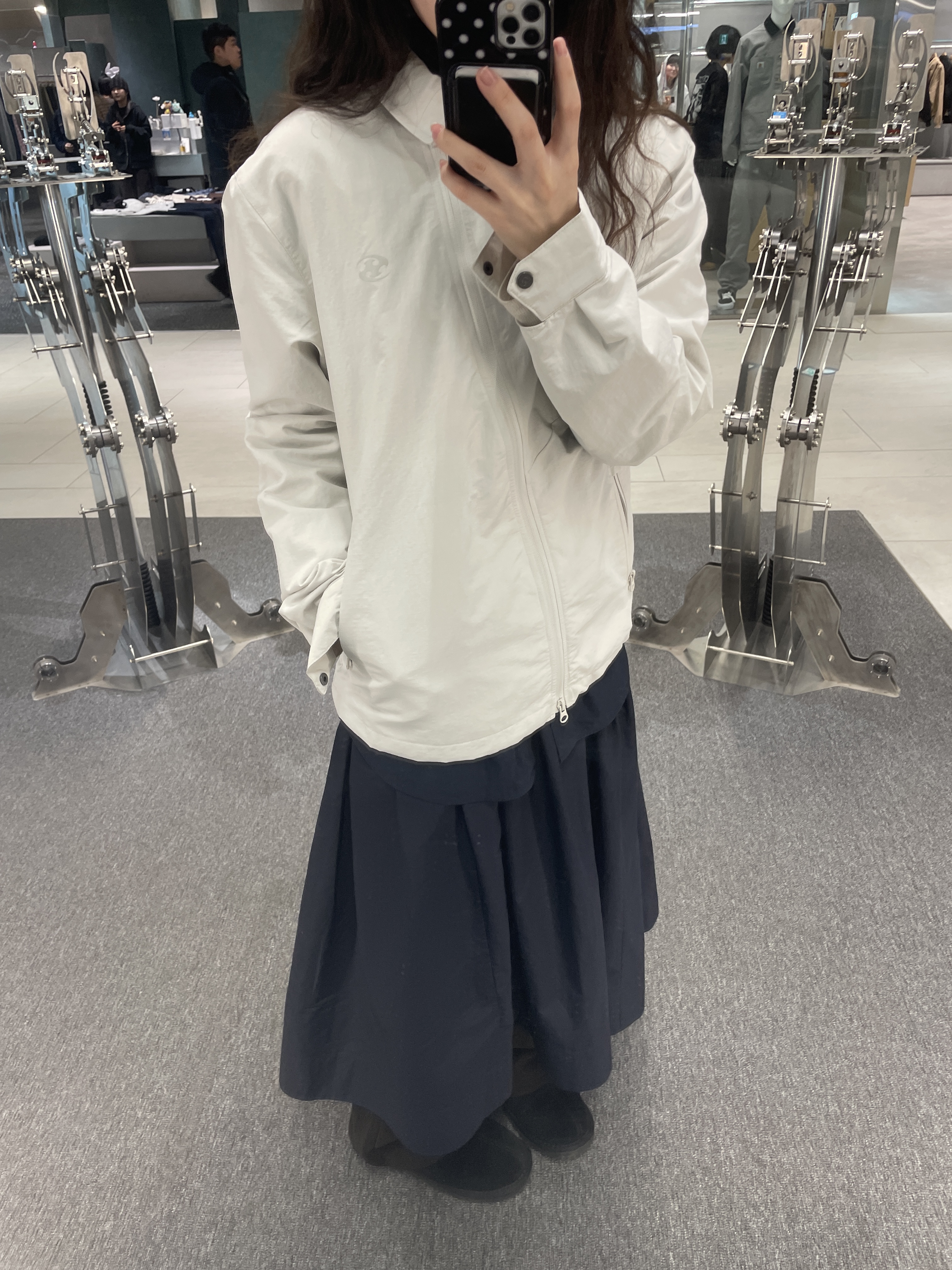 Sansan Gear Coach Jacket Ivory_25SS 착용 스타일