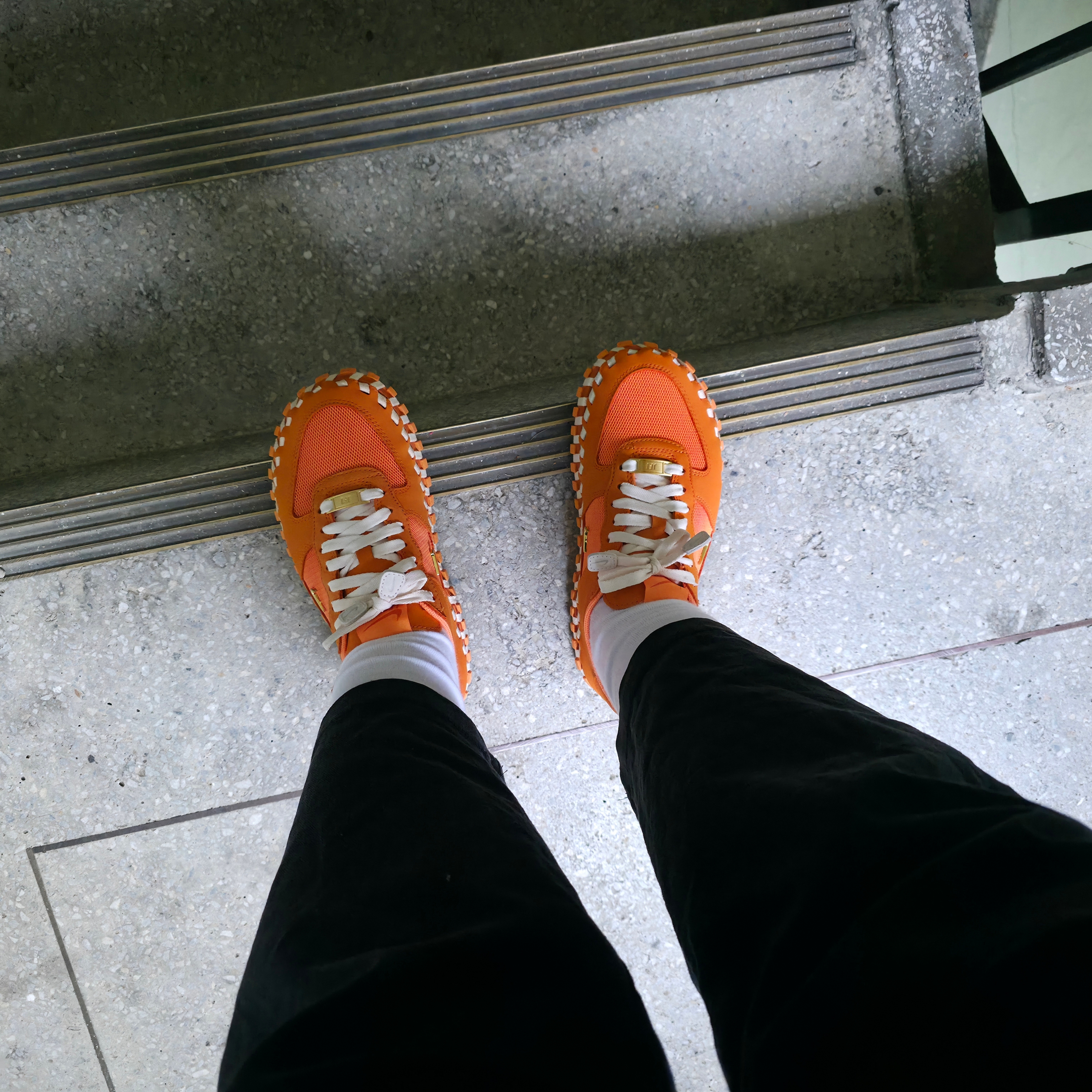 Nike x Jacquemus J Force 1 Low LX SP Orange 착용 스타일