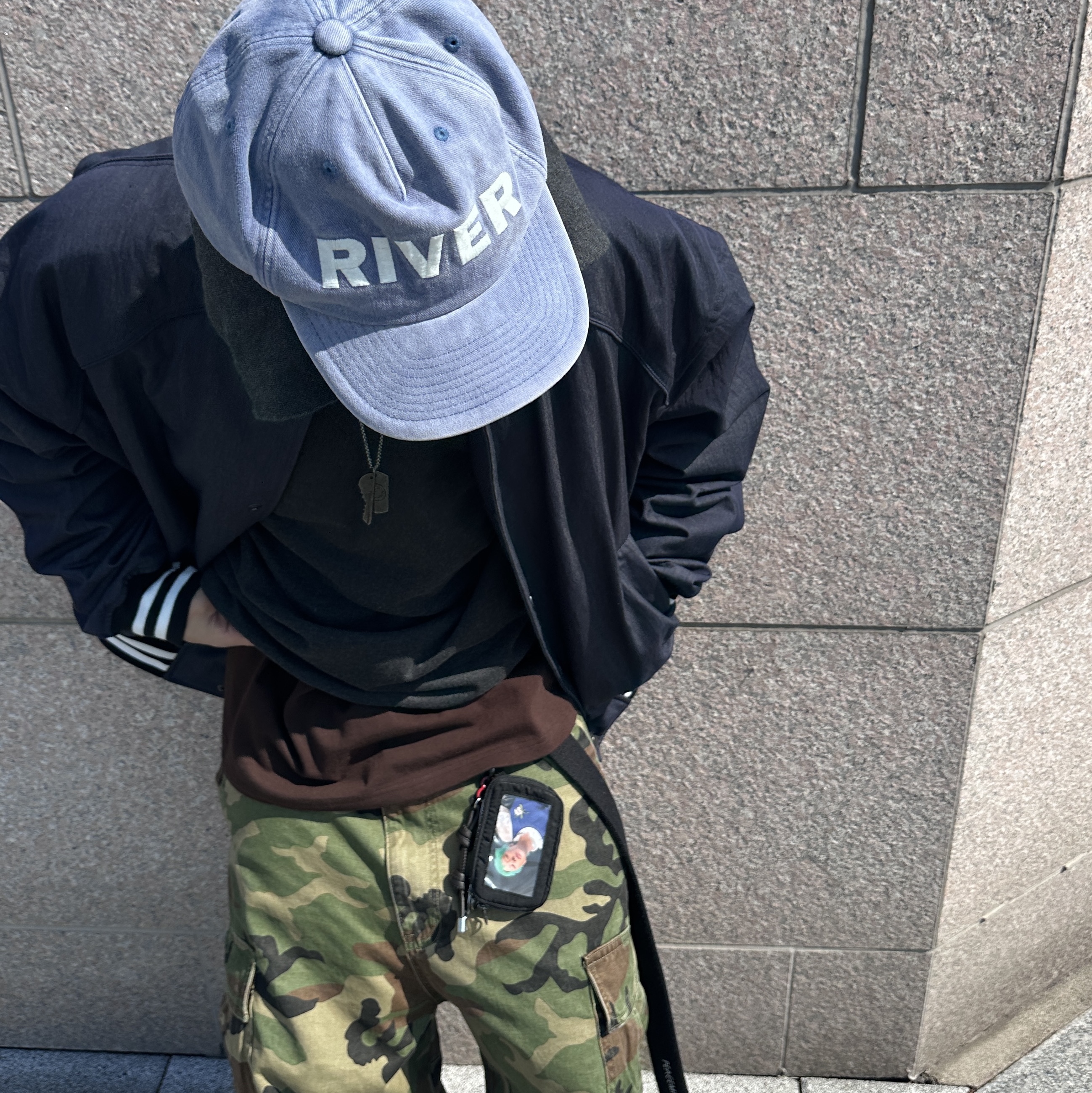Human Made Military Card Case Black 착용 스타일