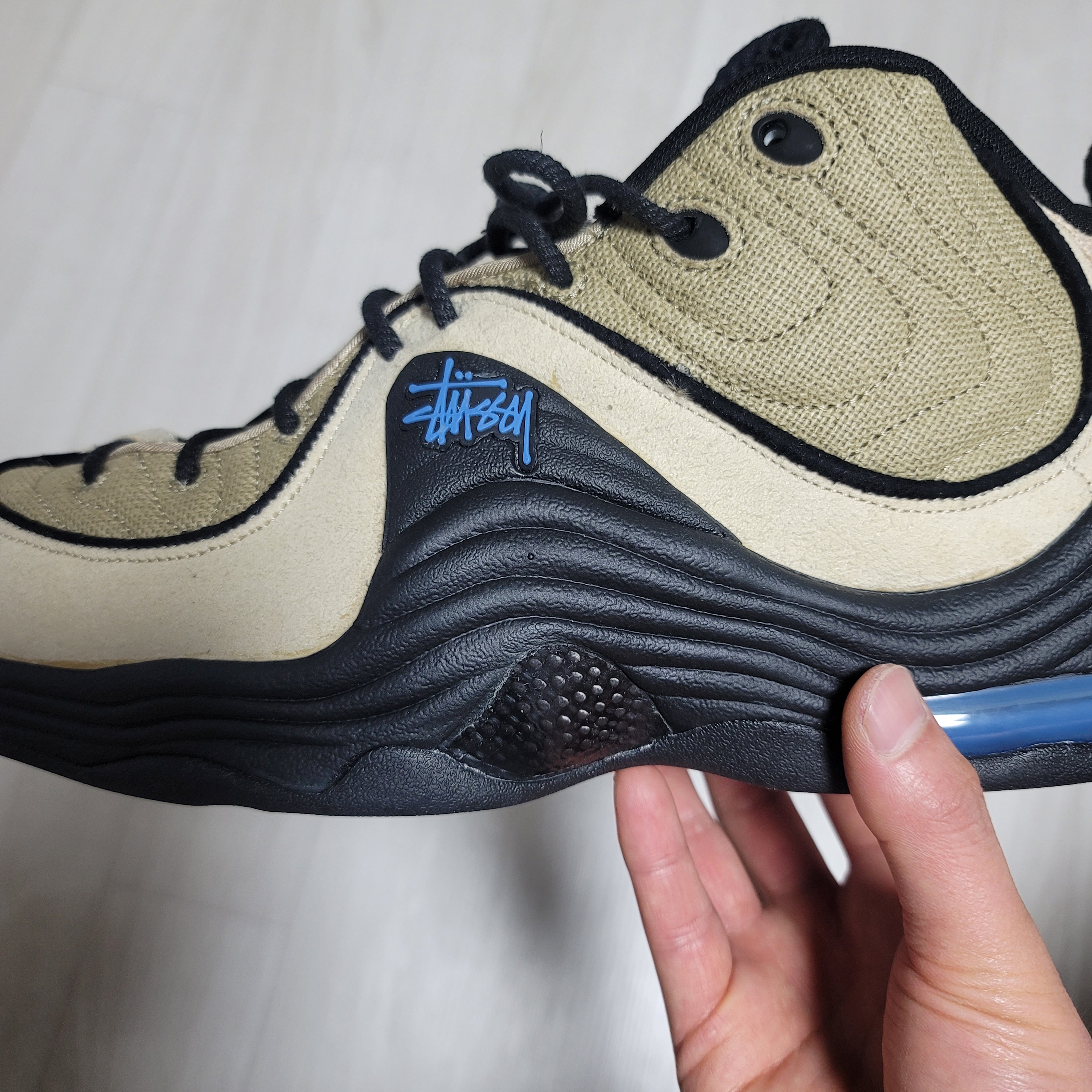 Nike x Stussy Air Penny II Rattan and Limestone 착용 스타일 - 2