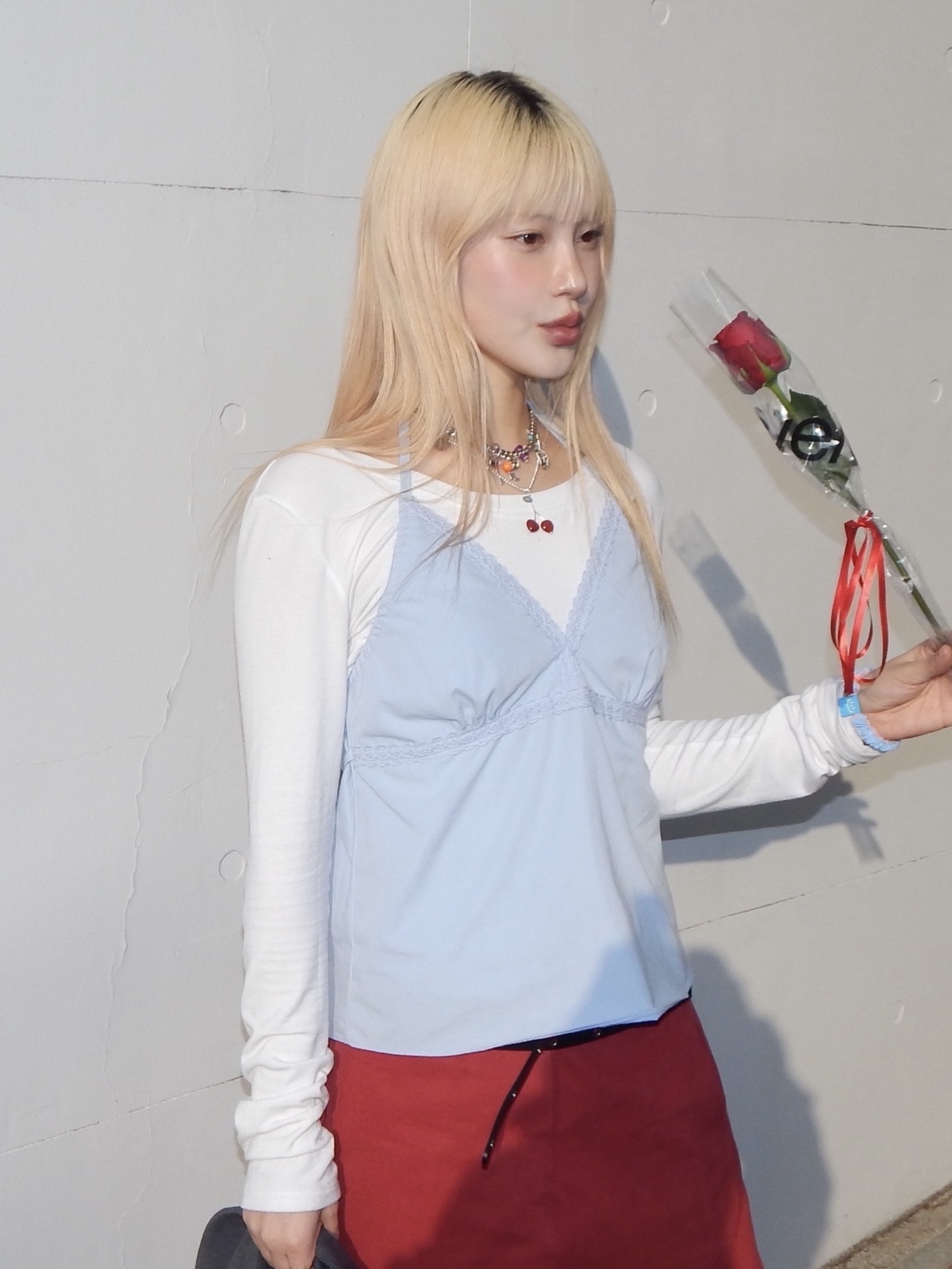 Mischief Bowling Bag Light Grey 착용 스타일 - 2
