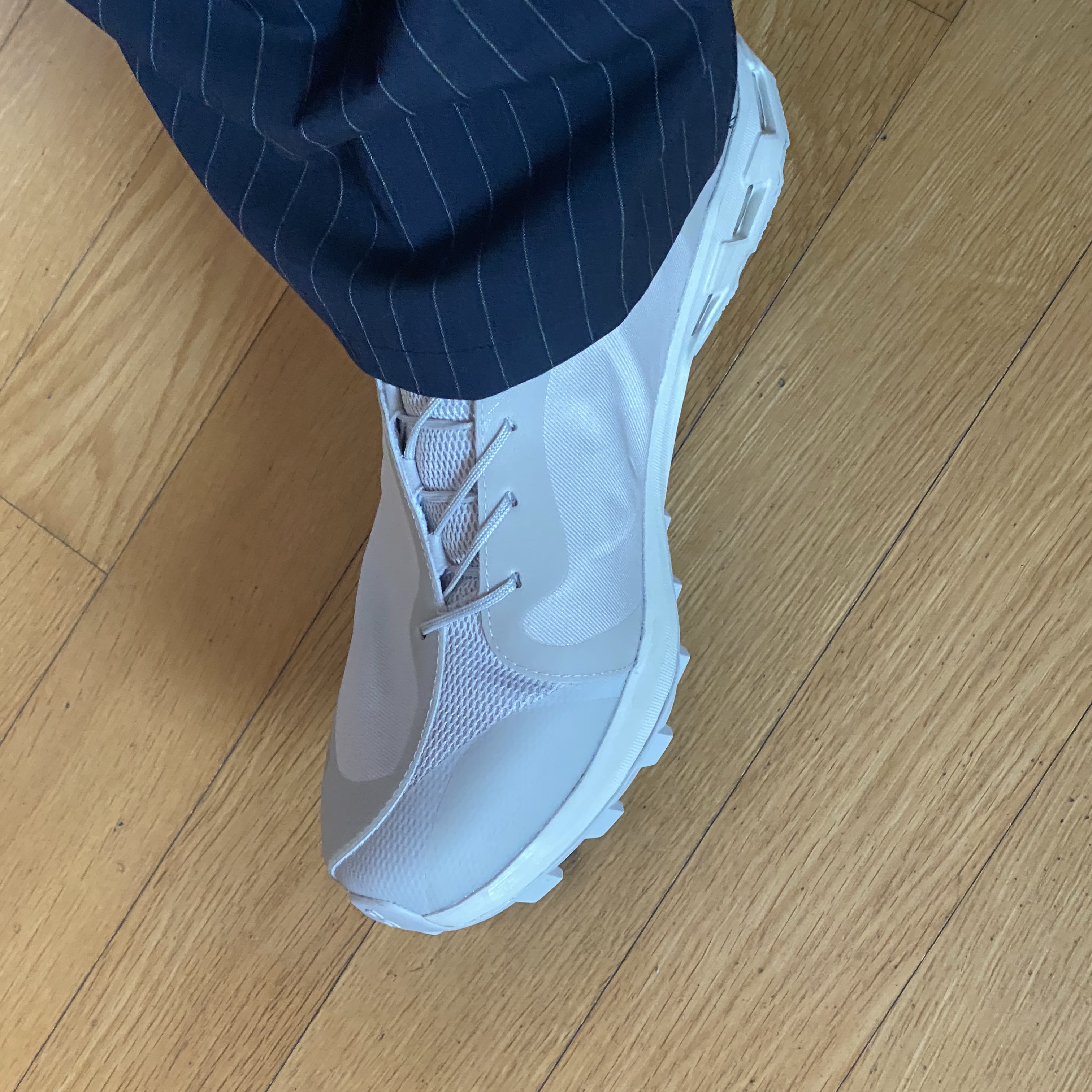 On Running x Post Archive Faction (Paf) Cloudventure Peak Ice Moon 착용 스타일 - 2