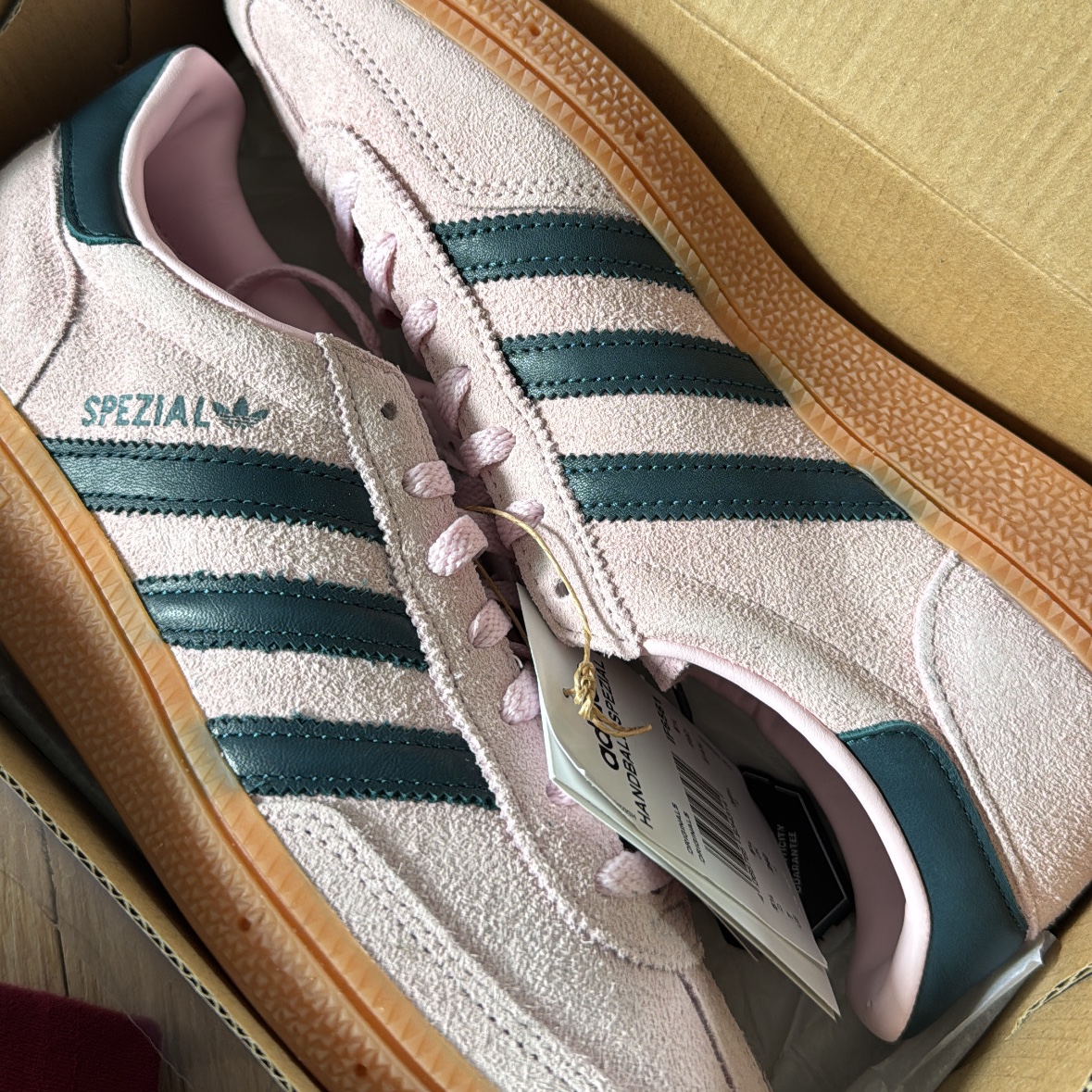 (W) Adidas Spezial Handball Clear Pink 착용 스타일 - 2