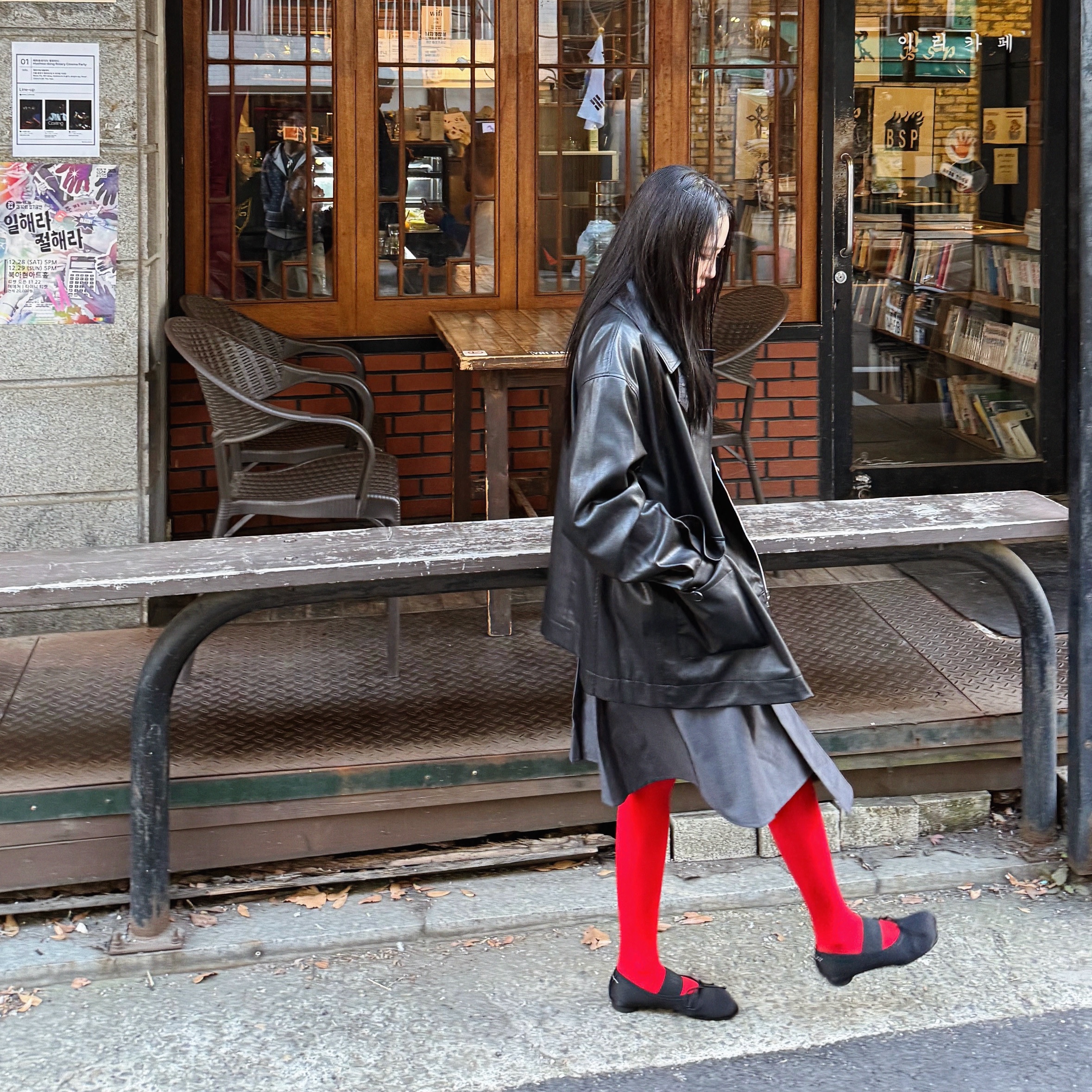 Hansroom Chrome Hearts Tiny CH cross Charm, (W) MM6 Maison Margiela Anatomic Ballerinas Flat Black 착용 스타일 - 1