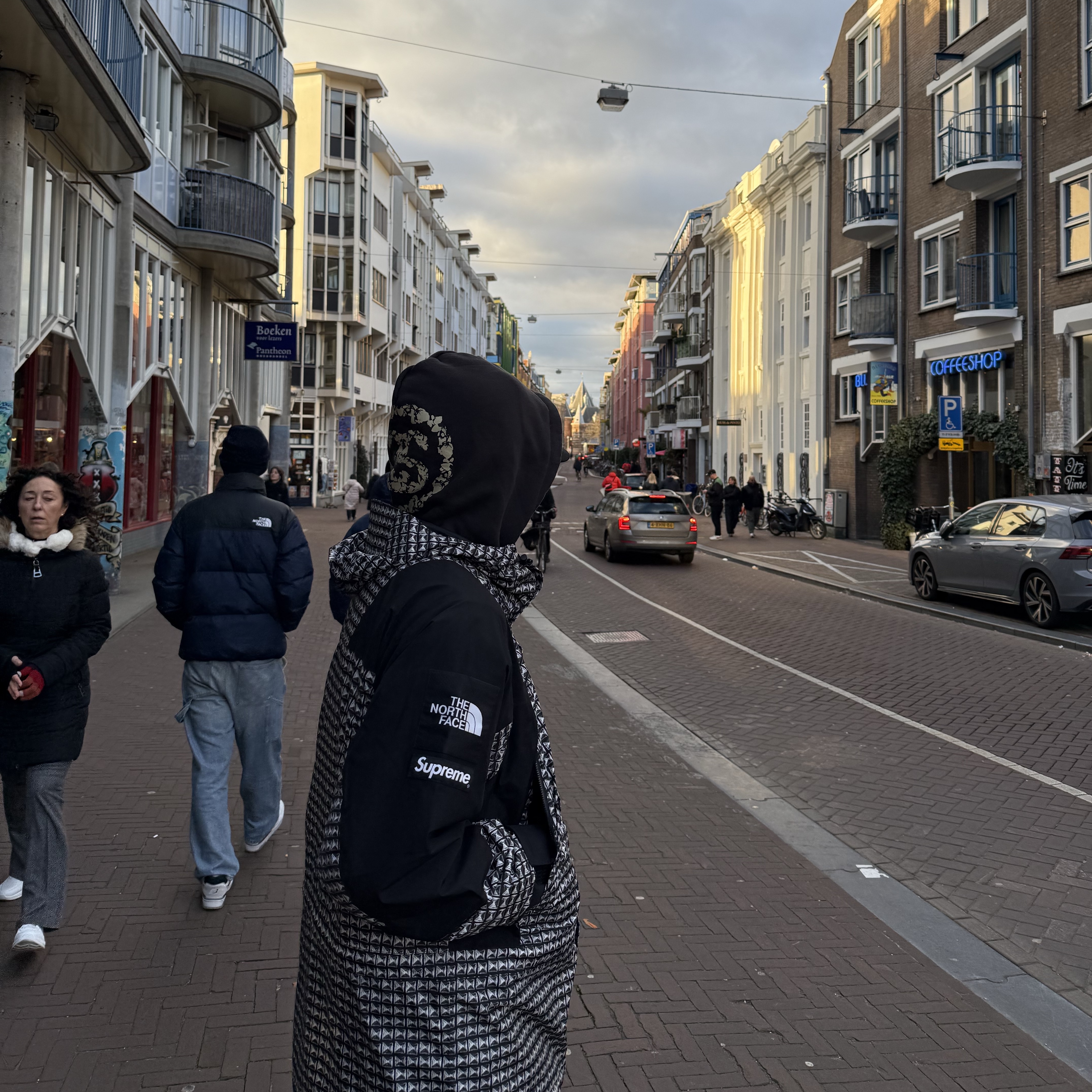 Stussy x Denim Tears Graphic Hoodie Black, Supreme x The North Face Studded Mountain Light Jacket Black - 21SS 착용 스타일 - 1