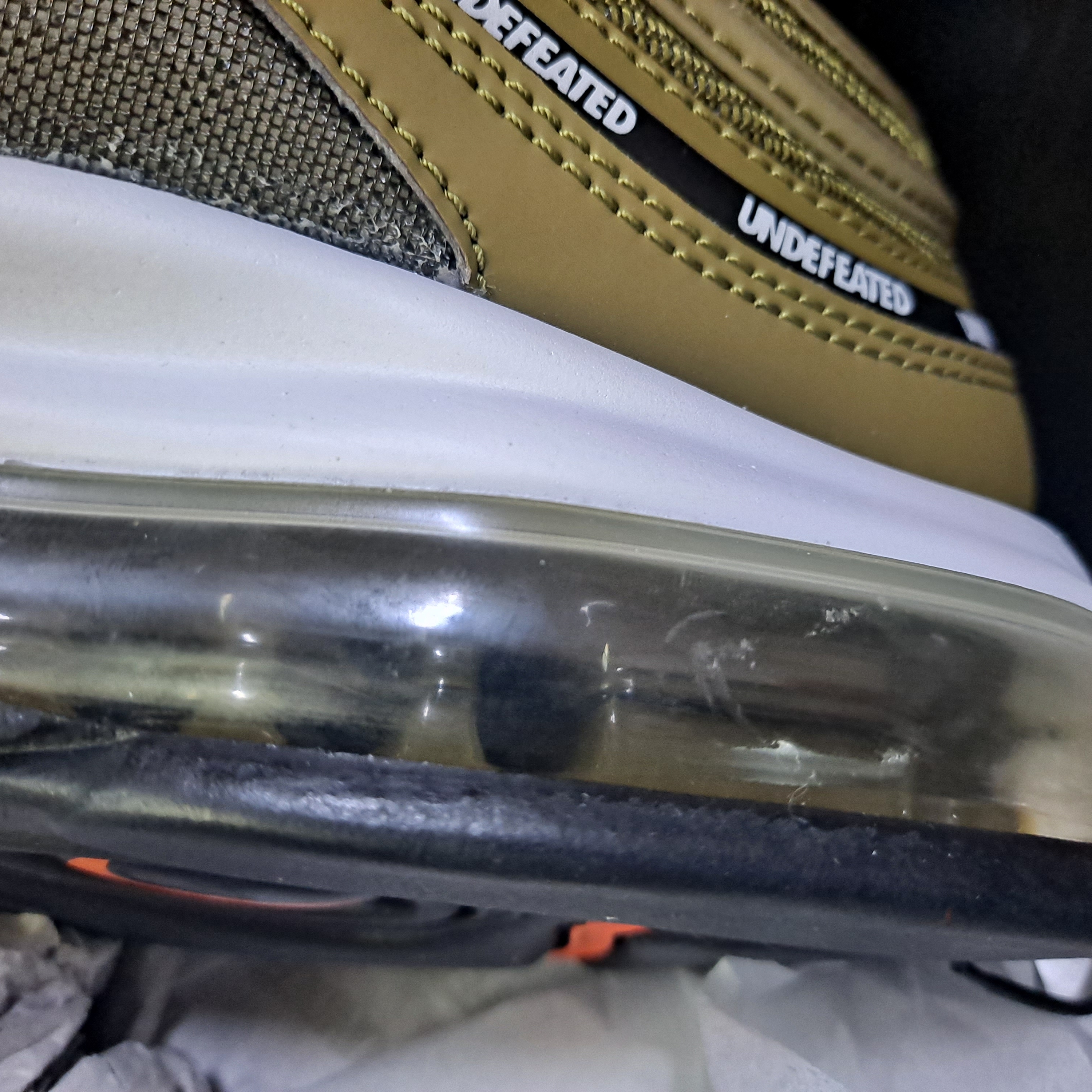 Nike x Undefeated Air Max 97 Militia Green 착용 스타일 - 2