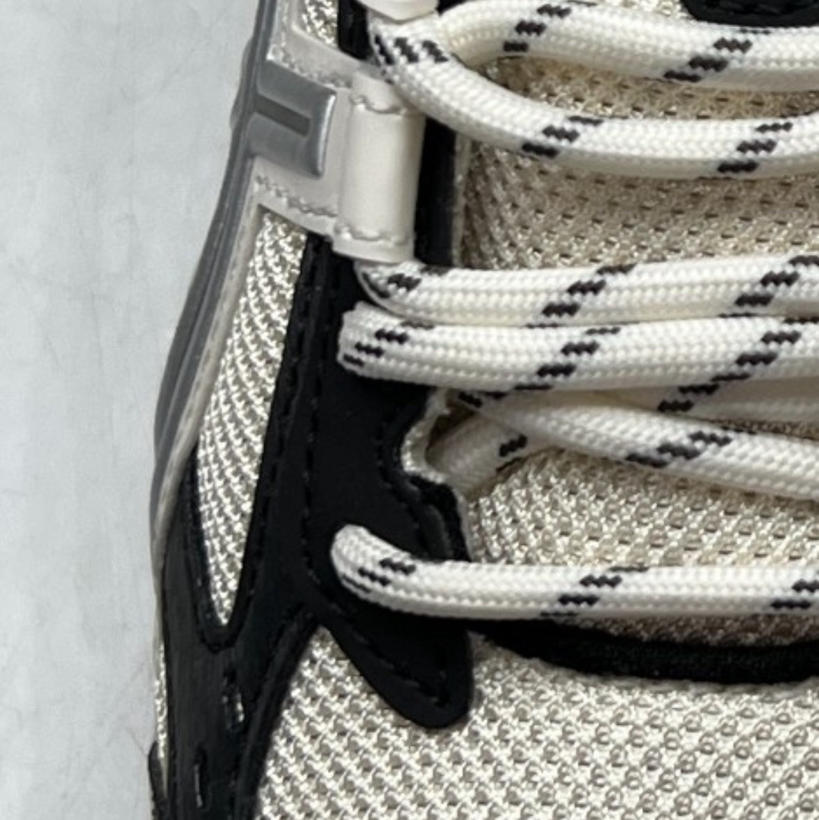 Asics Gel-Nunobiki Cream Dark Olive 착용 스타일 - 3