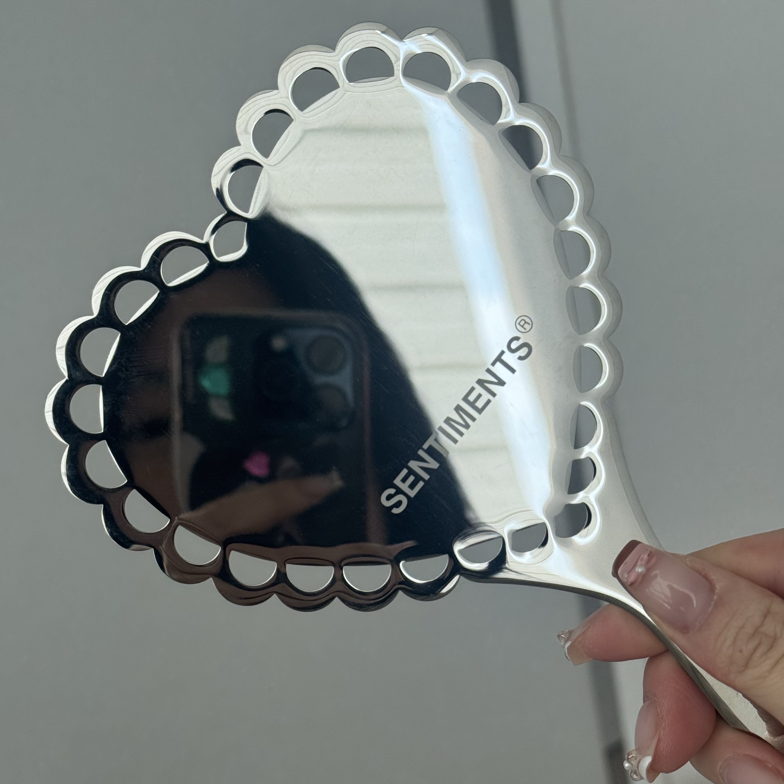 Sentiments No.605 Heart Mirror Silver 착용 스타일