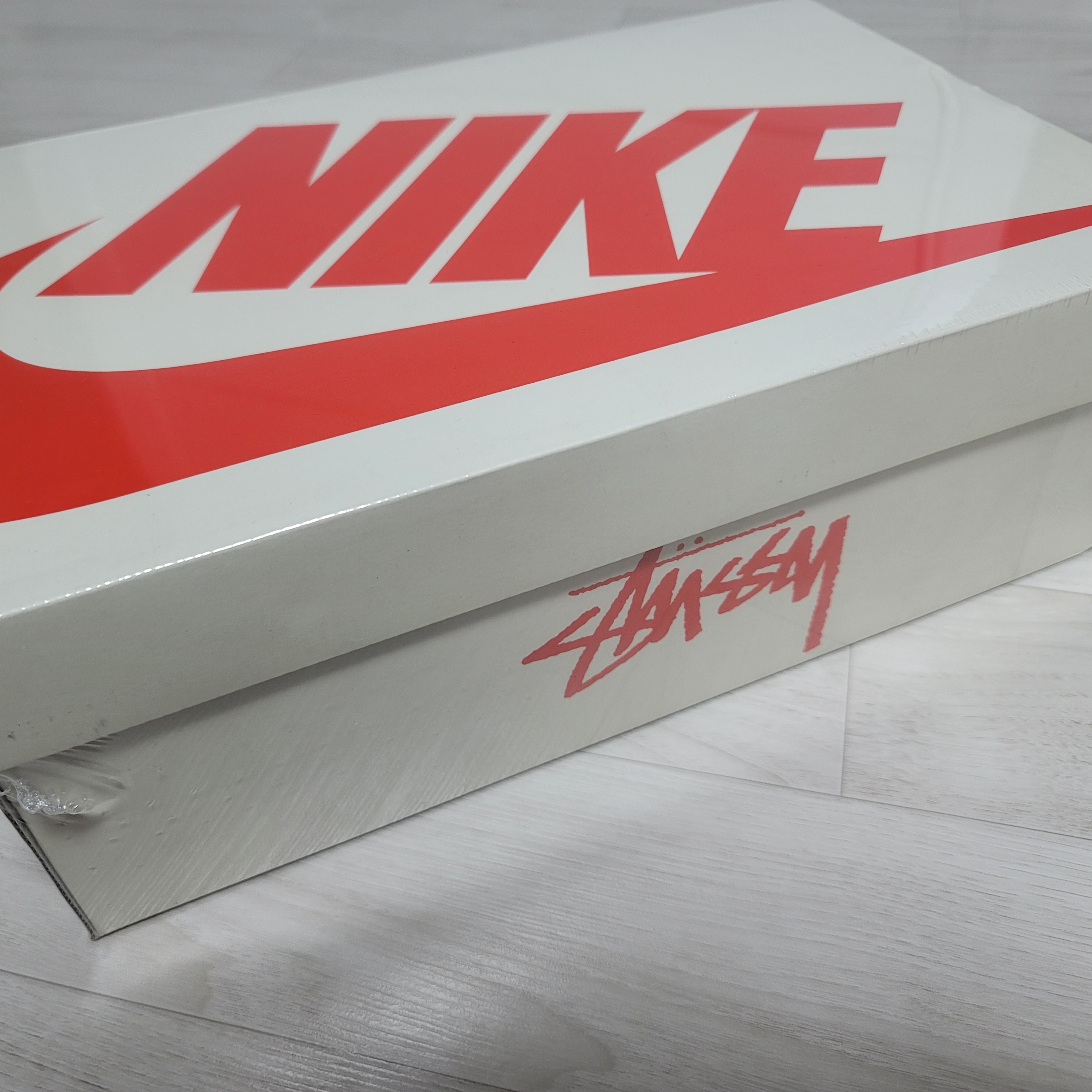 Nike x Stussy Air Penny II Rattan and Limestone 착용 스타일 - 4