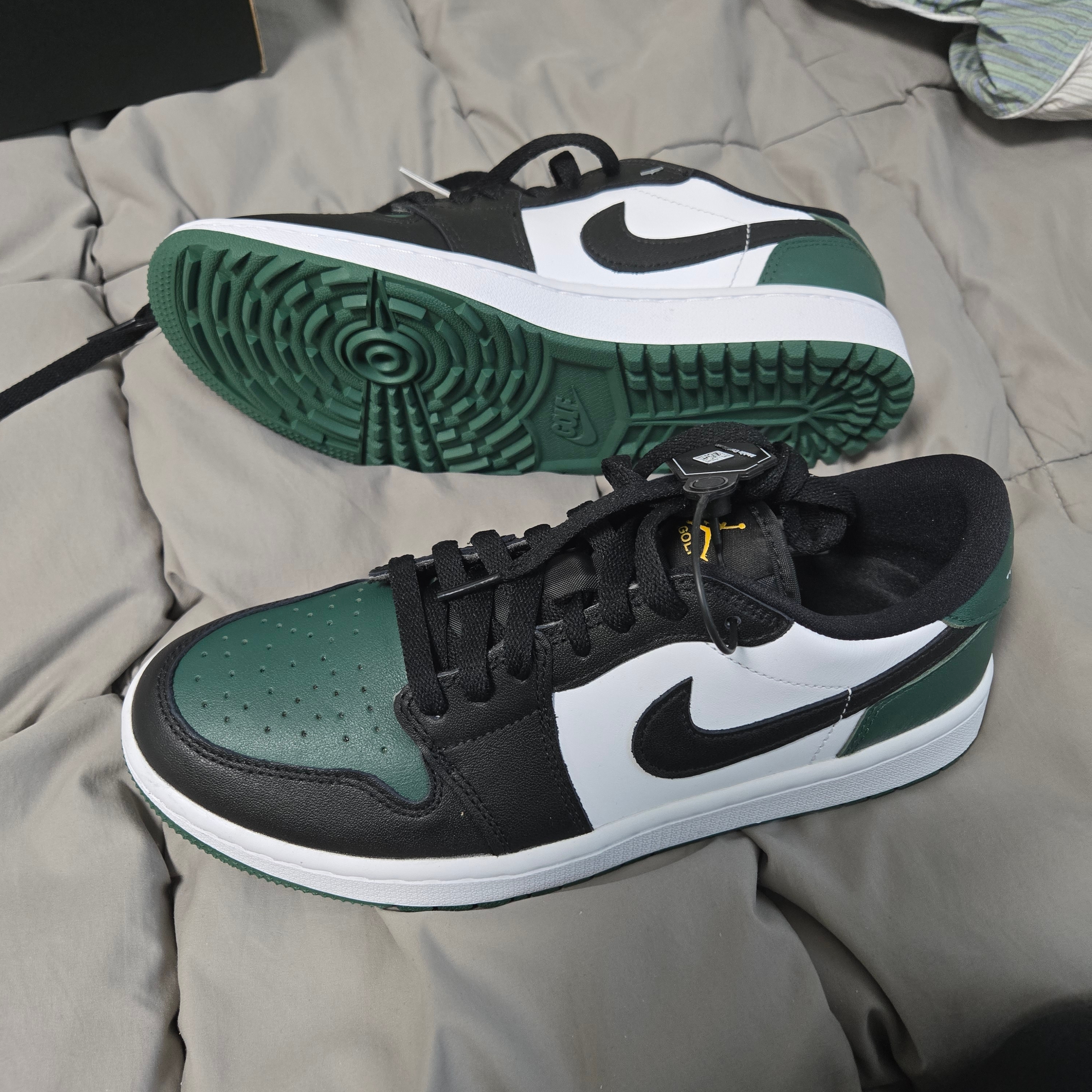 Jordan 1 Low Golf Noble Green 착용 스타일