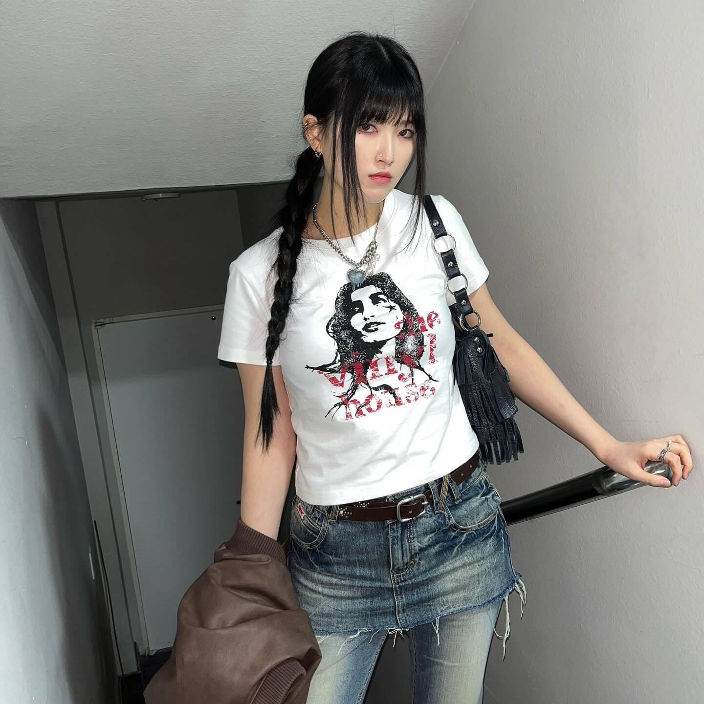 Thevinylhouse Vintage Woman Tee White 착용 스타일 - 2