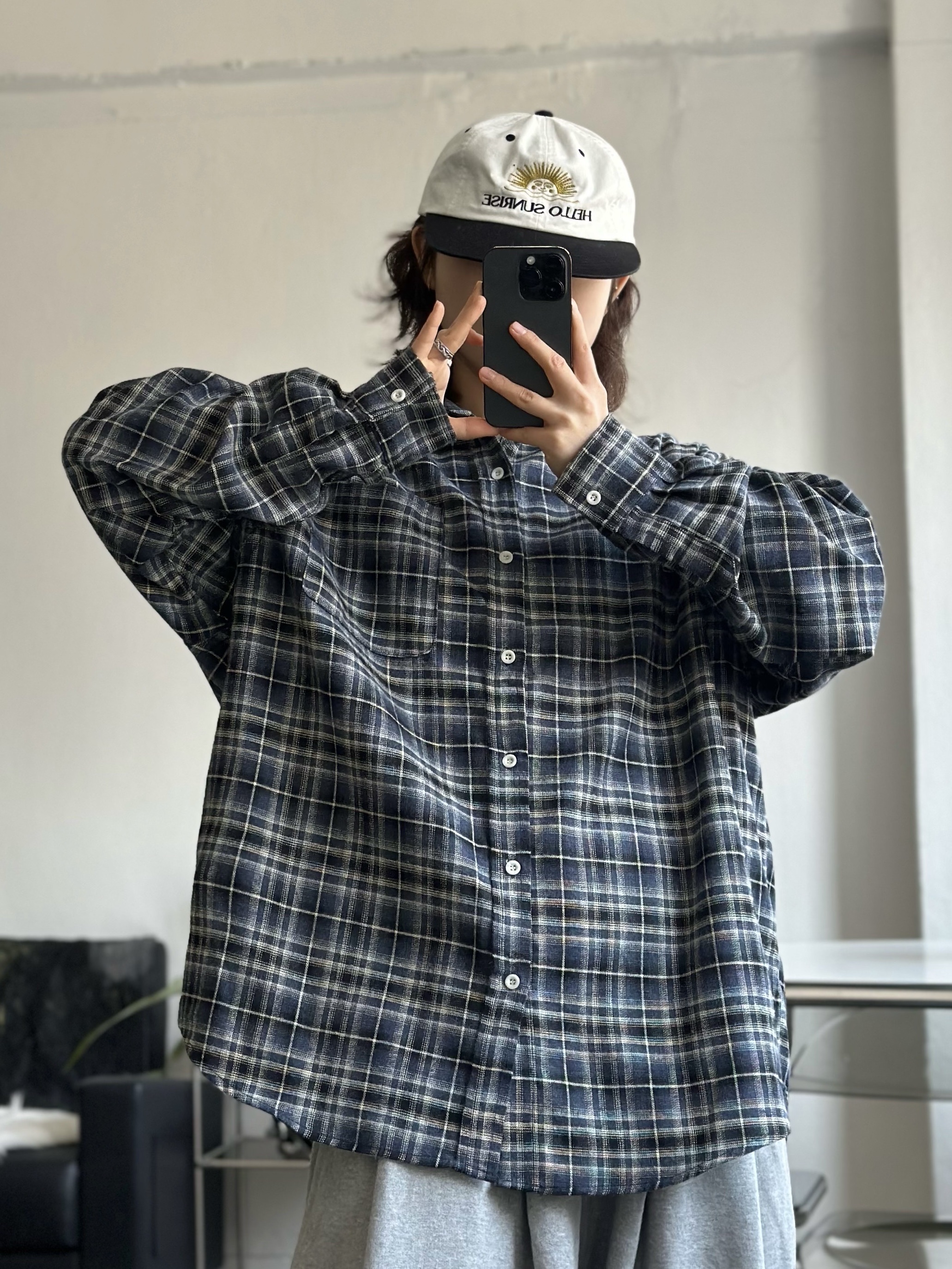 Asics Unlimited Gel-Kayano 14 Carrier Grey Black, Hello Sunrise  Two Tone Washed OG Logo 6panel Cap Off White & Black 착용 스타일 - 8