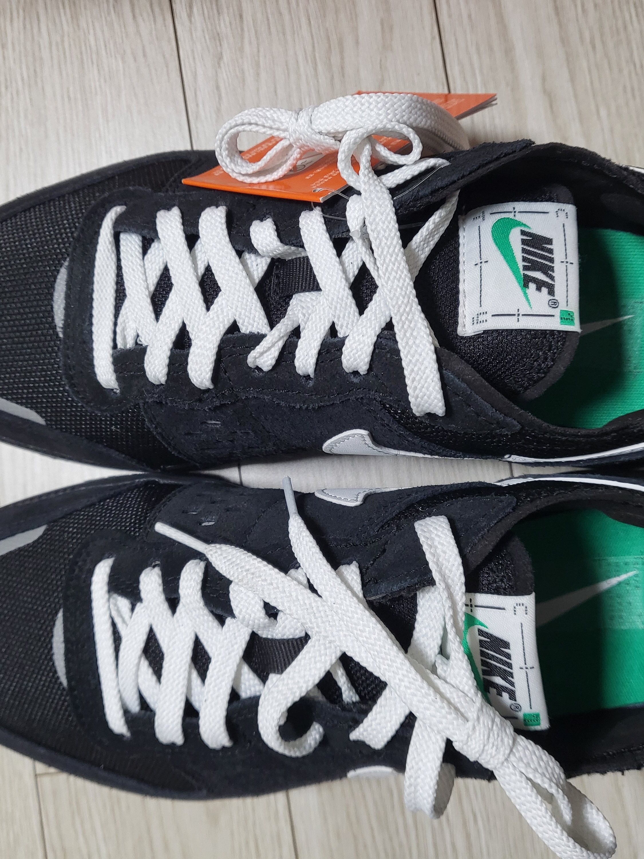 Nike C1TY Black Stadium Green 착용 스타일 - 2
