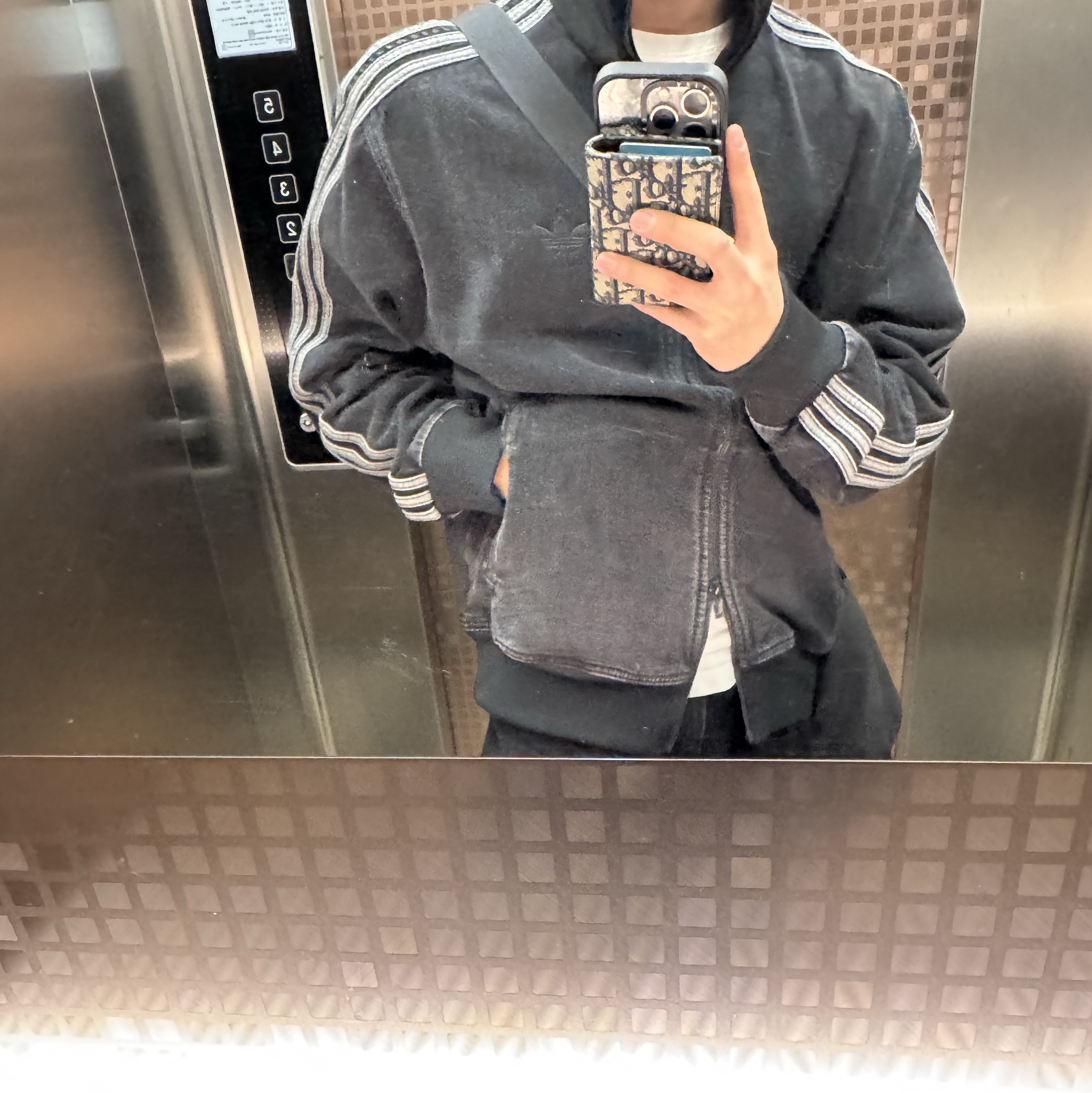 Adidas Adicolor Denim Firebird Track Top True Black Denim  - KR Sizing 착용 스타일