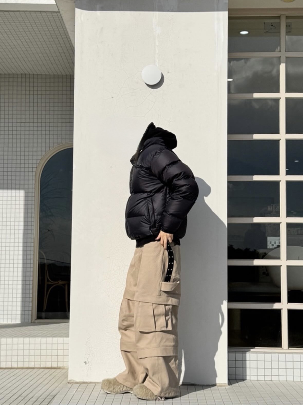Kamien x MJD Double Hole Belt Black Shearling Calfskin, Kamien Titan Baggy Pants Beige 착용 스타일