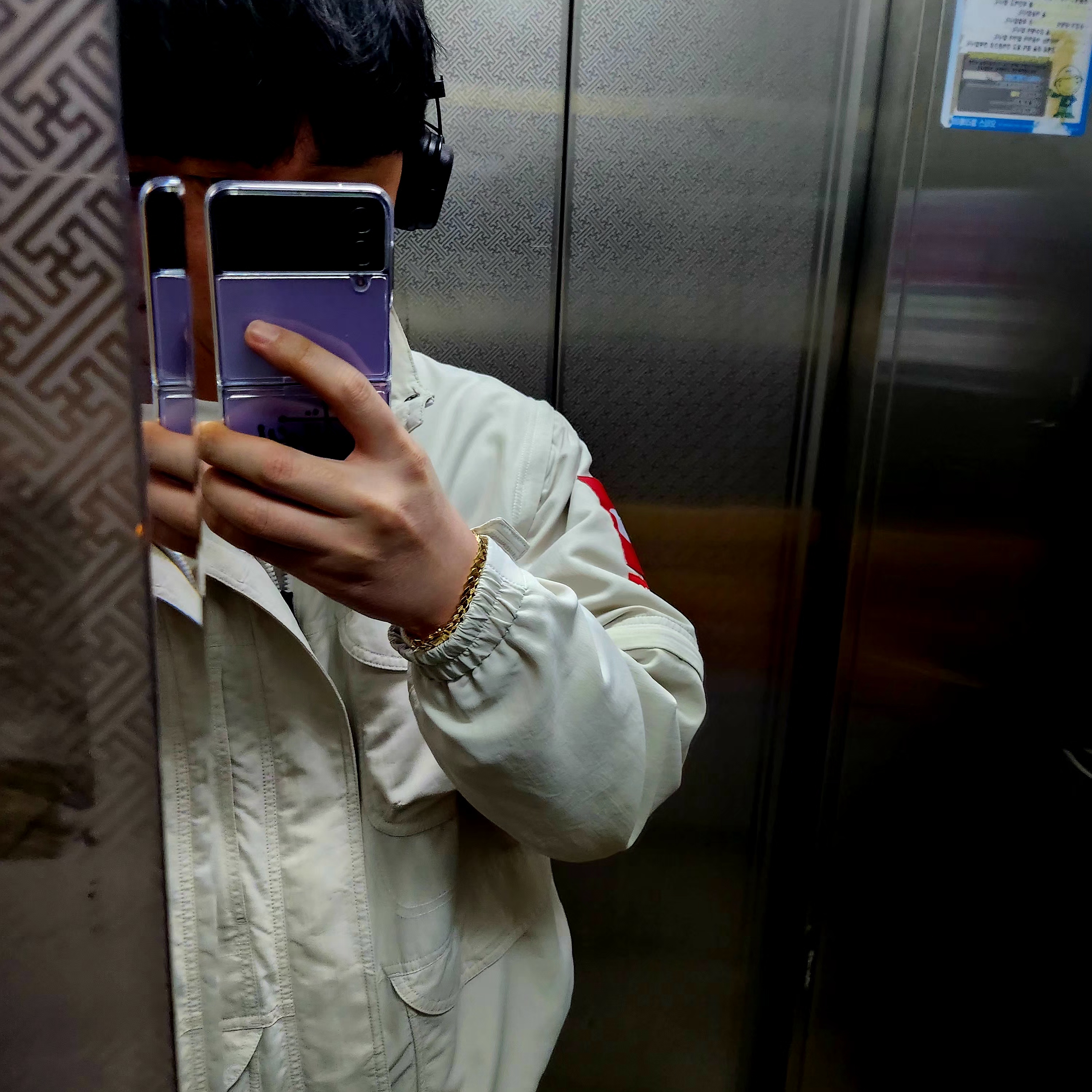 Supreme x The North Face Trekking Convertible Jacket Stone - 22SS 착용 스타일
