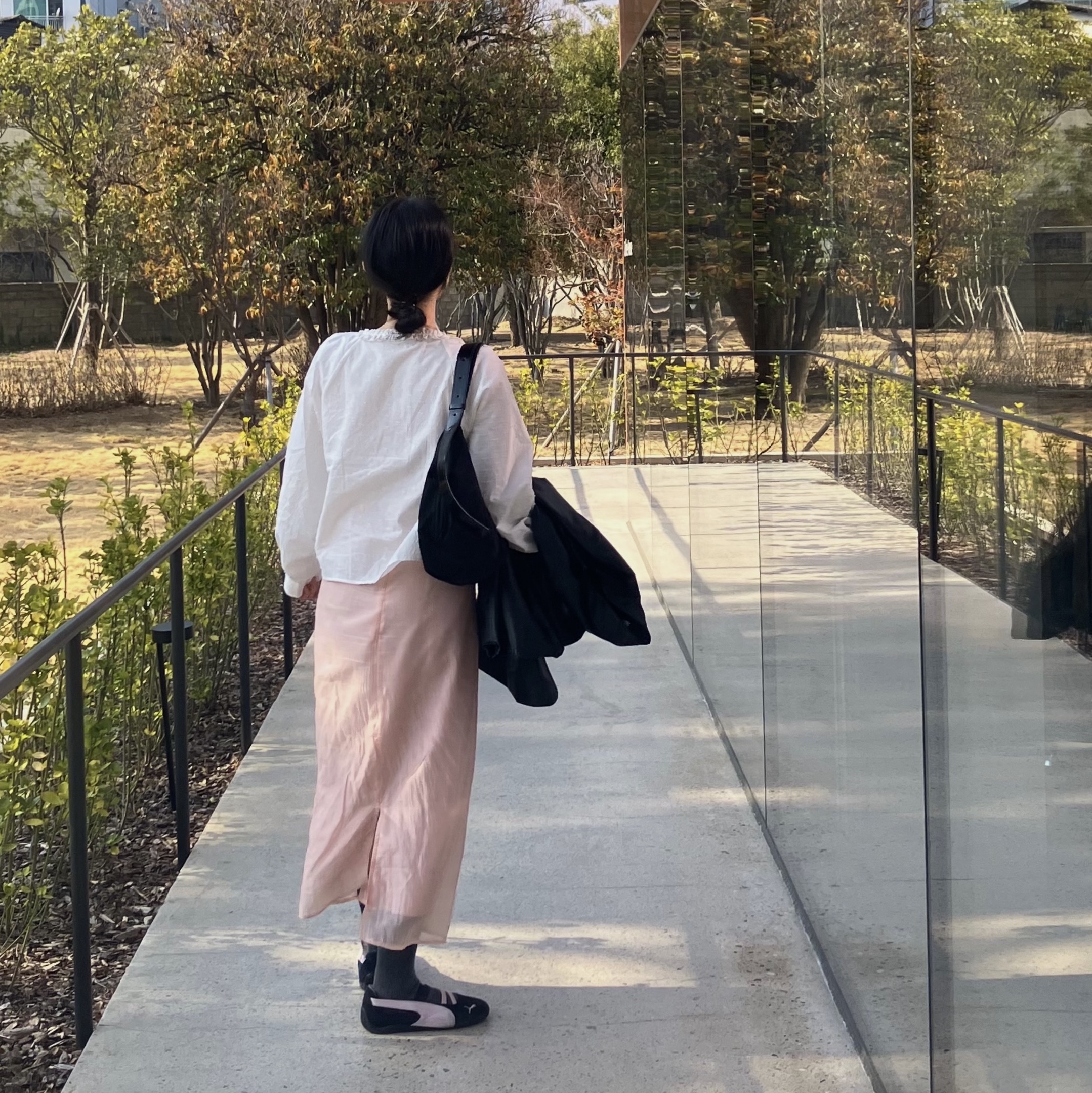 (W) Puma Speedcat Ballet Suede Puma  Black Mauve Mist 착용 스타일 - 1