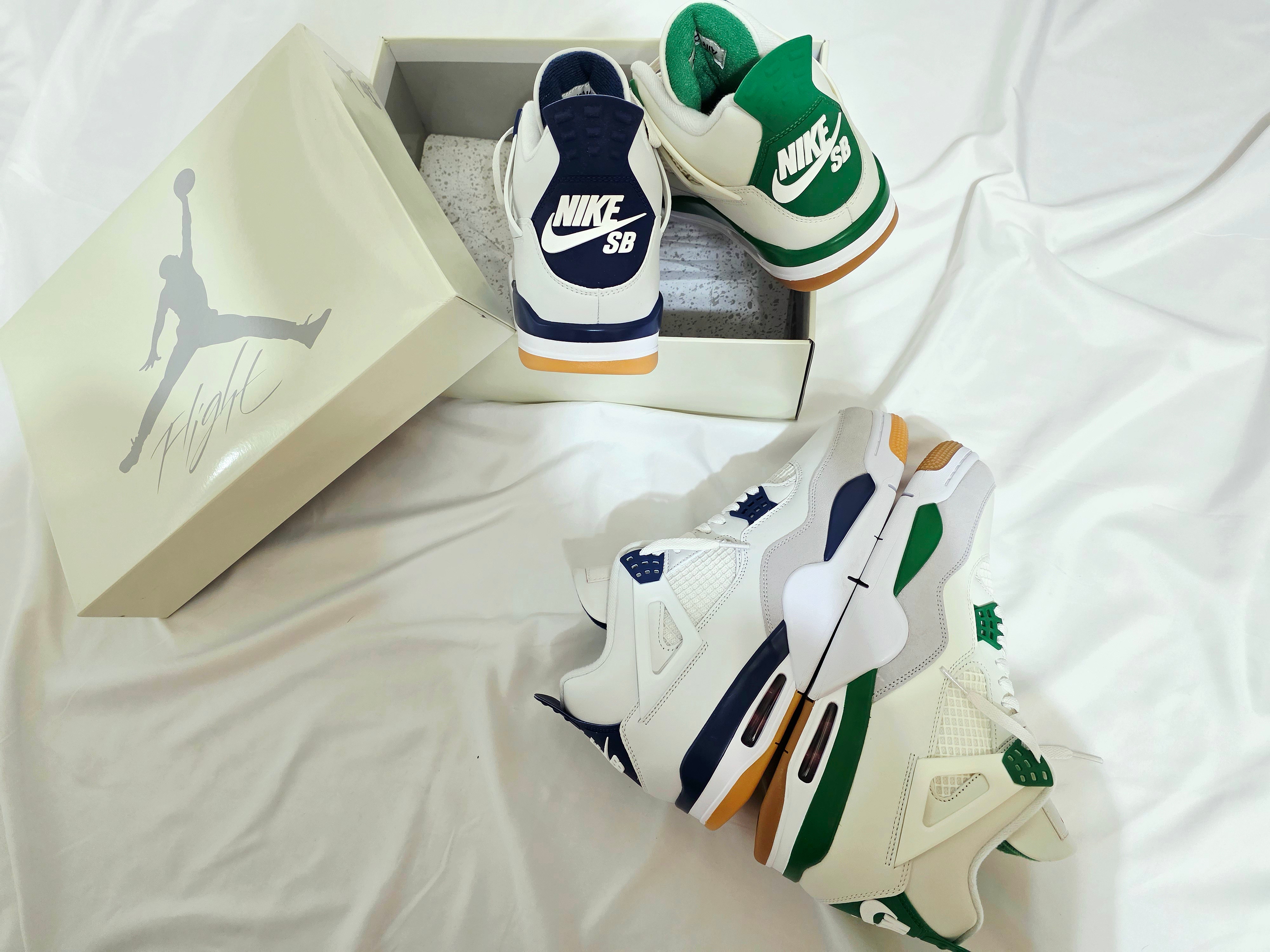 Jordan 4 x Nike SB Retro SP Navy, Jordan 4 x Nike SB Retro SP Pine Green 착용 스타일 - 4