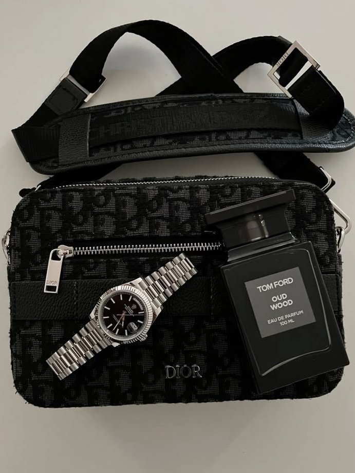 Dior Safari Messenger Bag Black Dior Oblique Jacquard, Rolex Datejust 36mm 126234 Bright Black Jubilee 착용 스타일