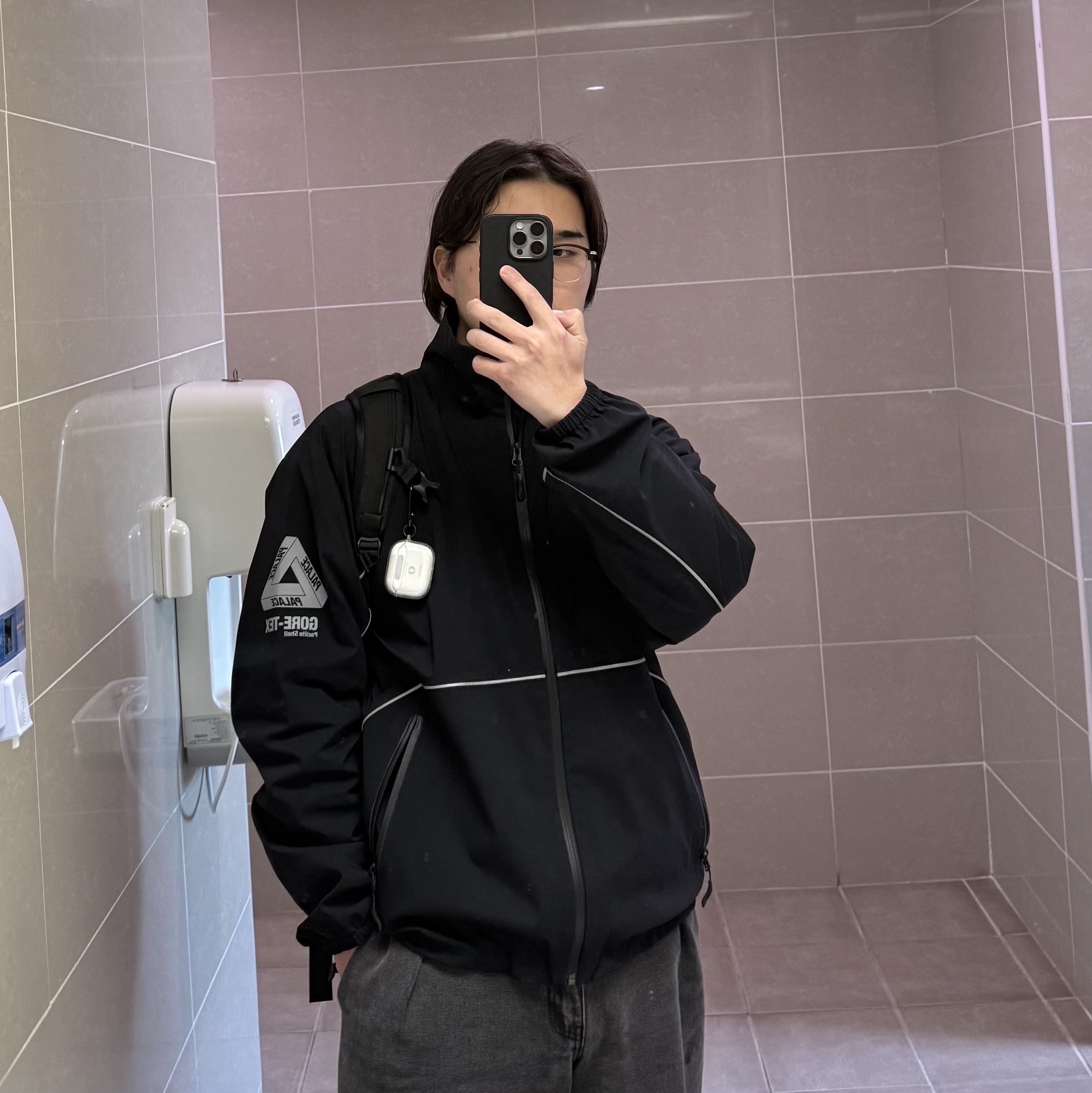 Palace Gore-Tex S-Lite Jacket Black - 23SS 착용 스타일