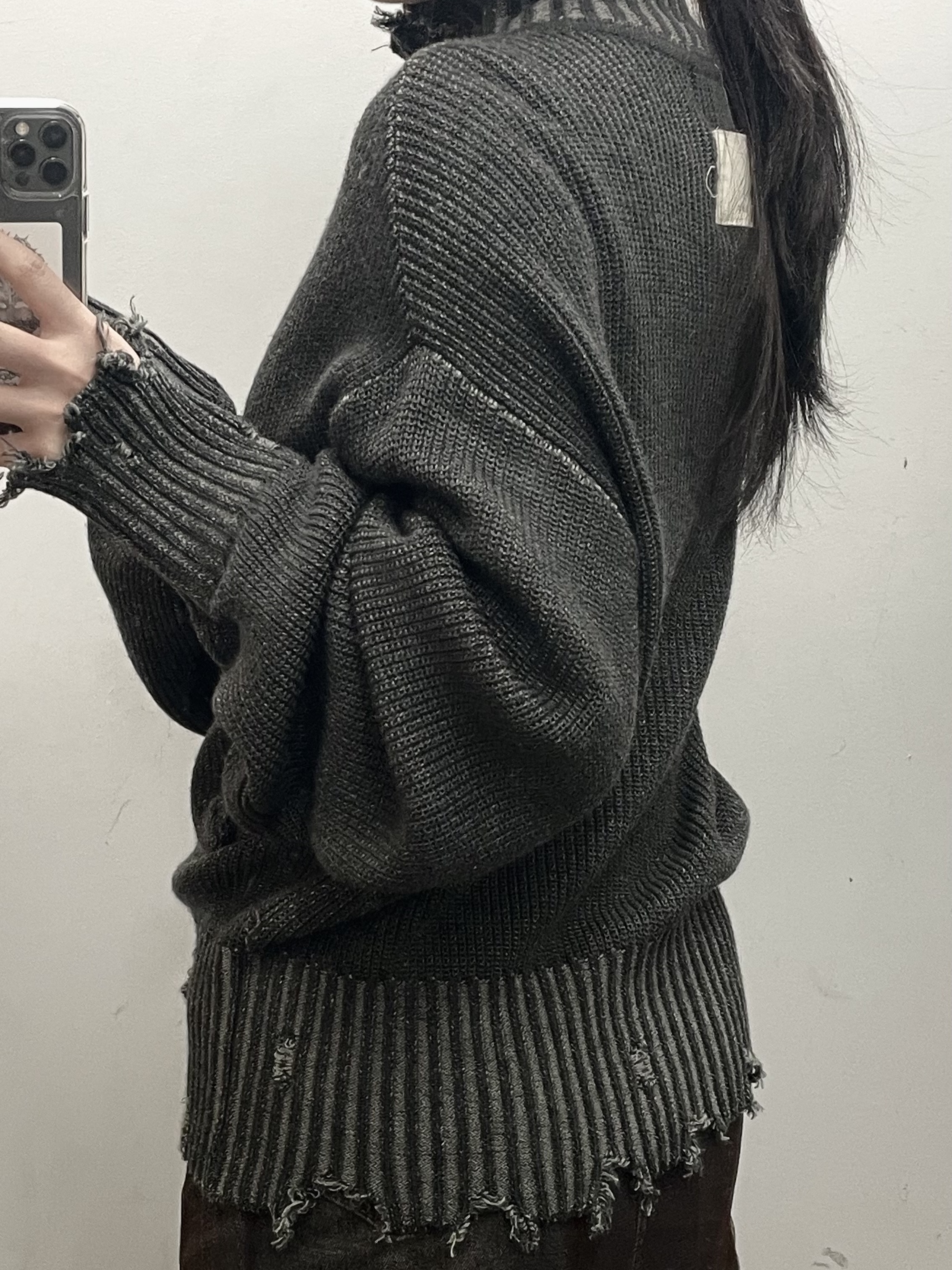 (W) Matin Kim Color Ribbed High Neck Zip Up Charcoal 착용 스타일 - 2