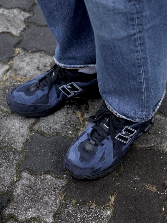 New Balance x Atmos 1906D Deep Sea Navy 착용 스타일 - 3