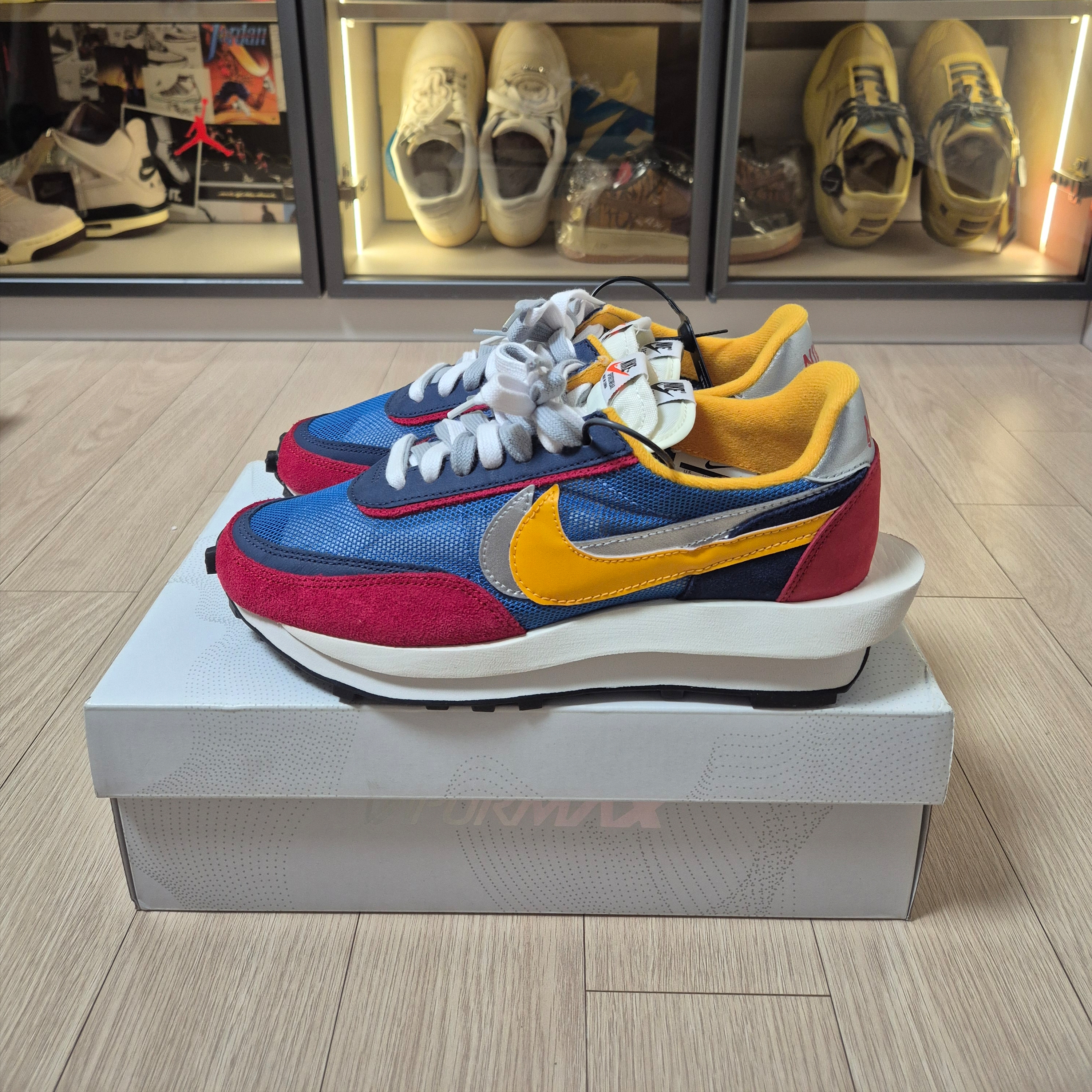 Nike x Sacai LDWaffle Blue Multi 착용 스타일 - 1