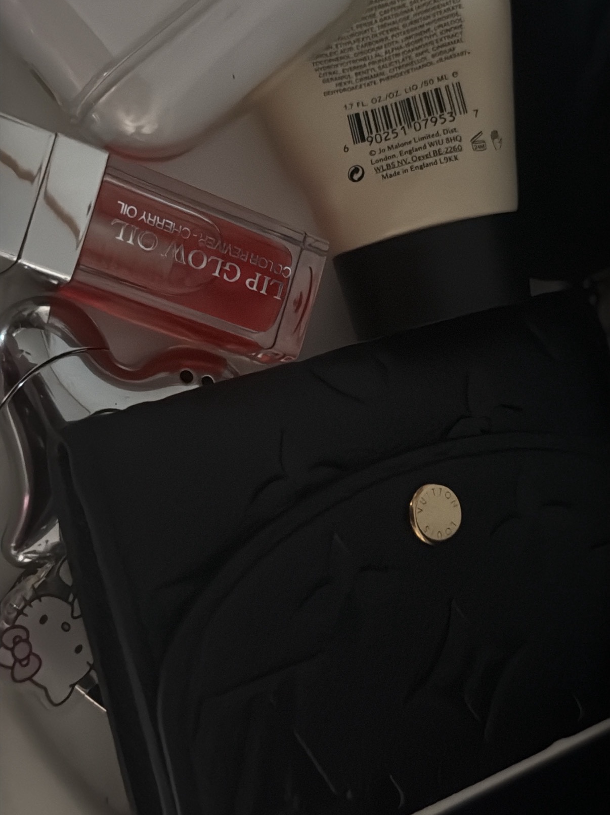 Louis Vuitton Rosalie Coin Purse Monogram Black, Dior Addict Lip Glow Oil 015 Cherry 착용 스타일 - 2