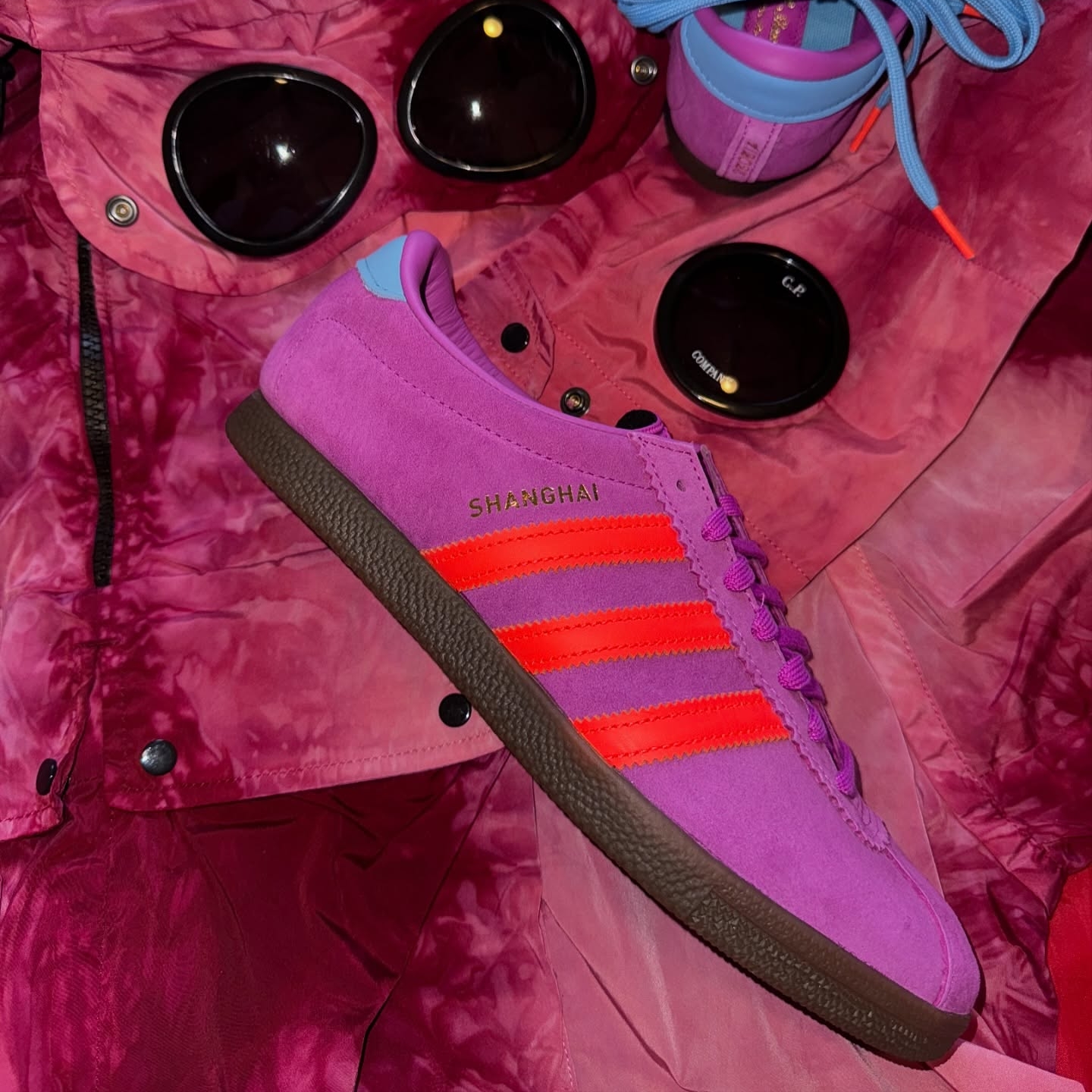 Adidas Shanghai Purple Burst Semi Blue Burst - Size? Exclusive 착용 스타일 - 2
