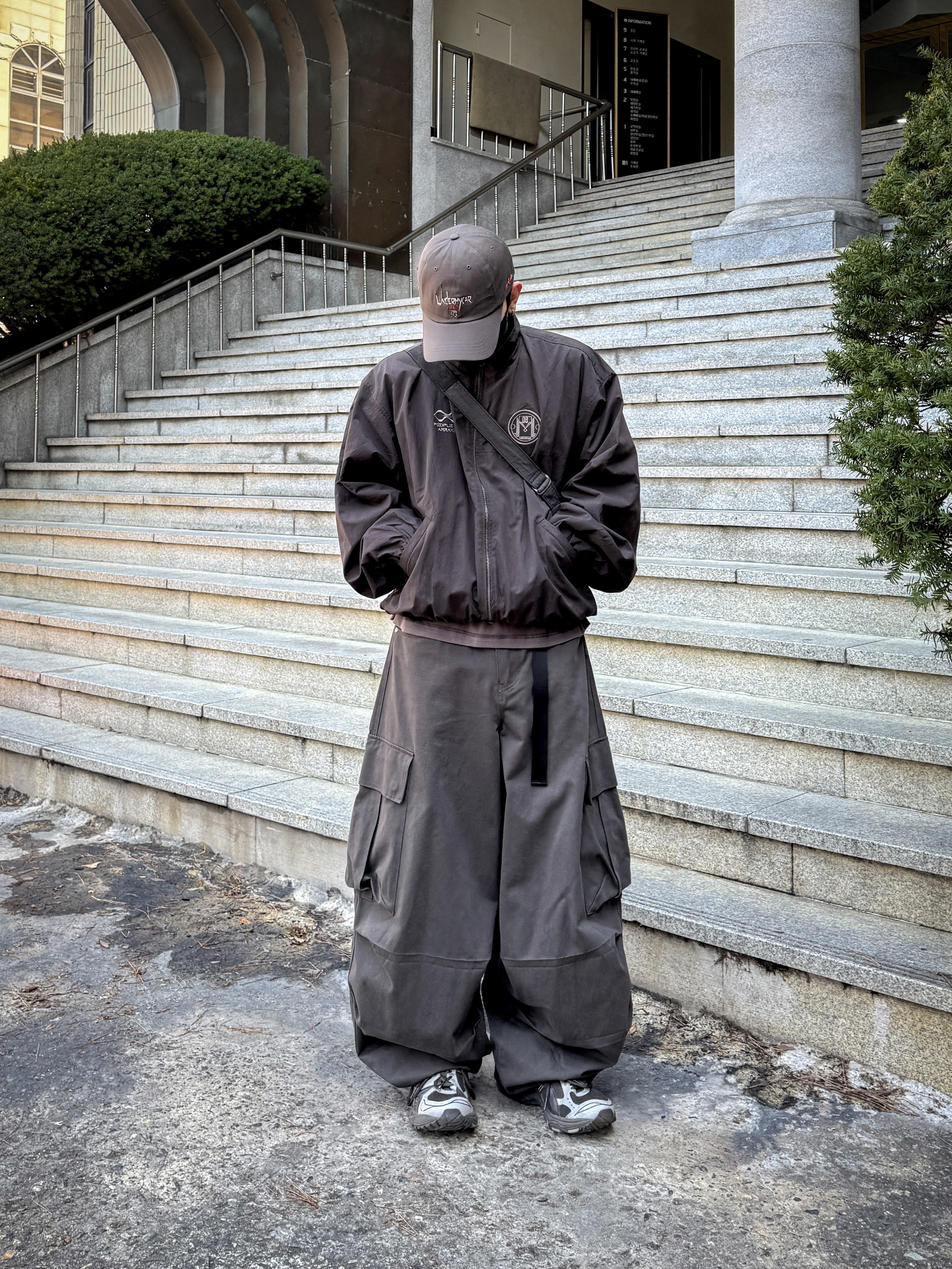 Undermycar POC-173 POC Basic Ball Cap Brown / 173, Undermycar x Atmos Dharana Ashtanga Pull-Up Jacket Fungi - 23FW 착용 스타일 - 2