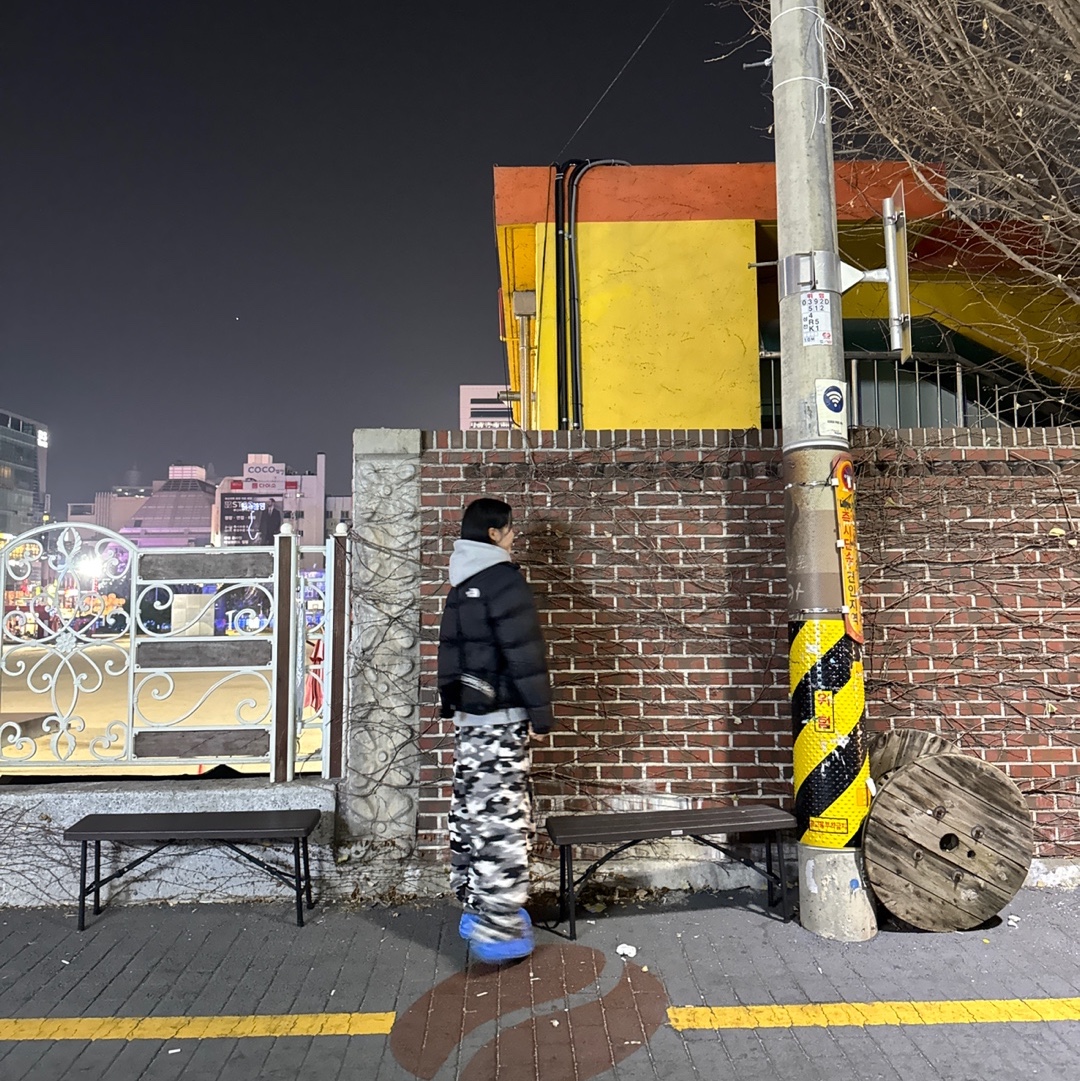 MJD Detachable Carpenter Sweat Pants Camo 착용 스타일