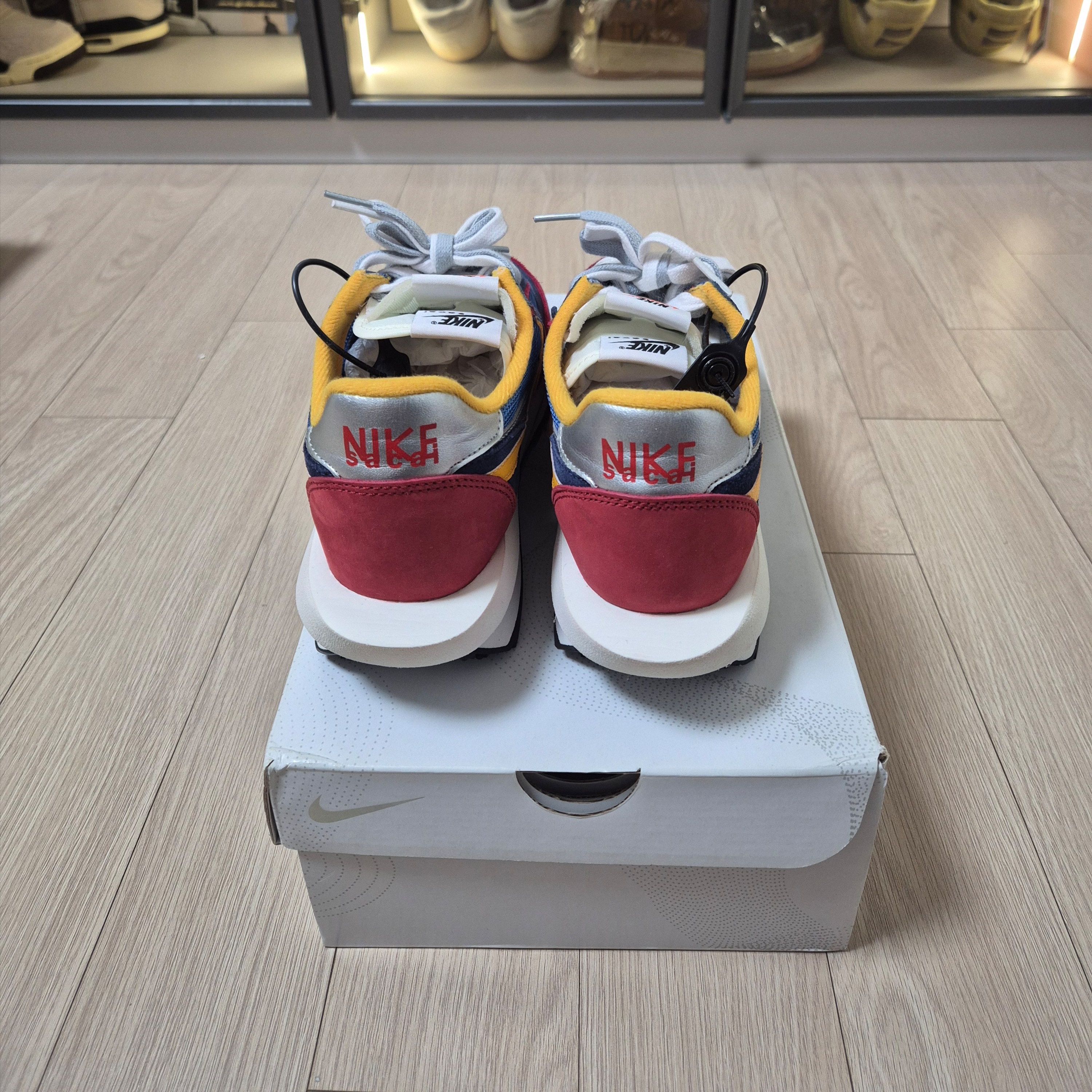 Nike x Sacai LDWaffle Blue Multi 착용 스타일 - 4