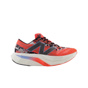 New Balance TCS London Marathon Edition Fuelcell SC Elite v4 Urgent Red White - D Standard
