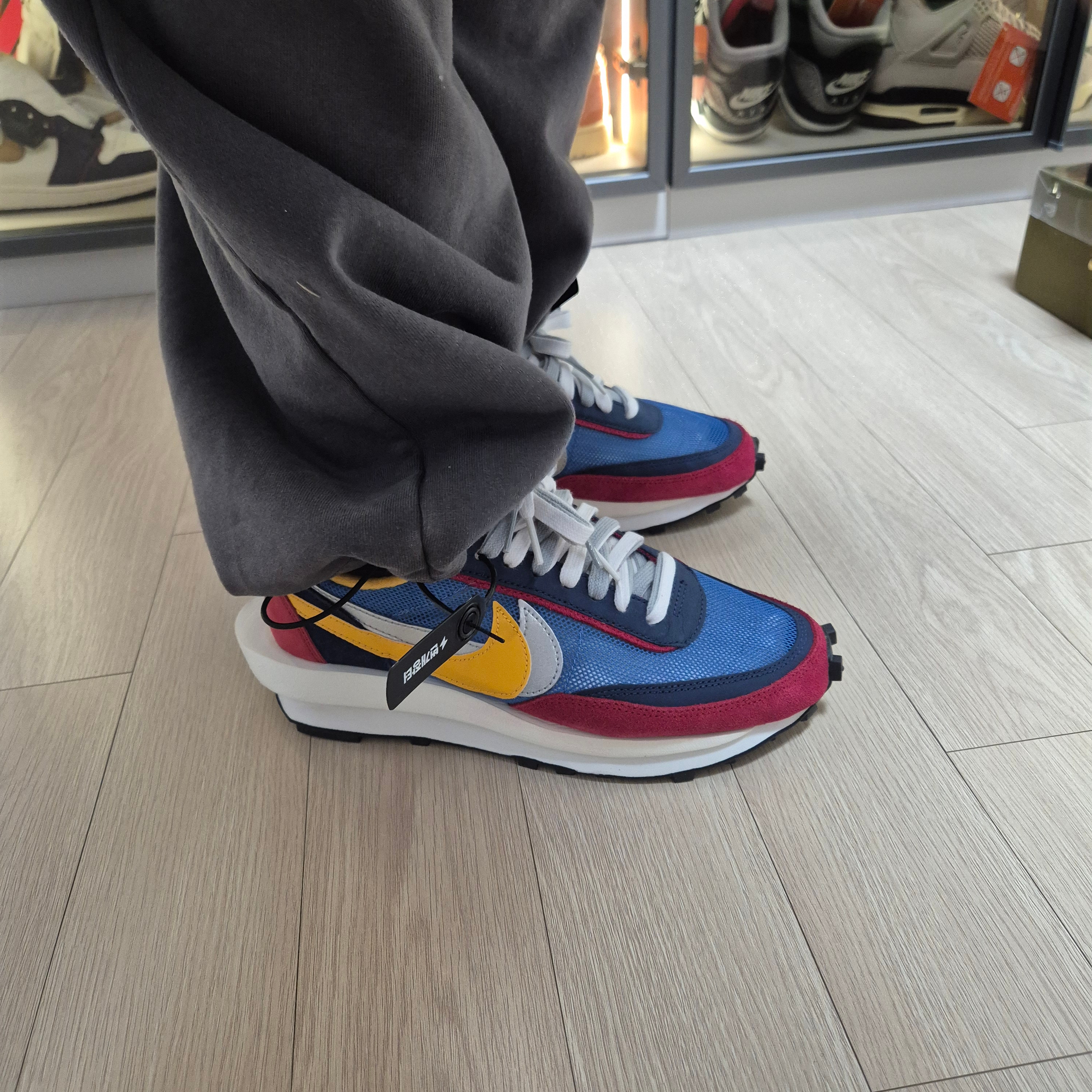 Nike x Sacai LDWaffle Blue Multi 착용 스타일 - 8