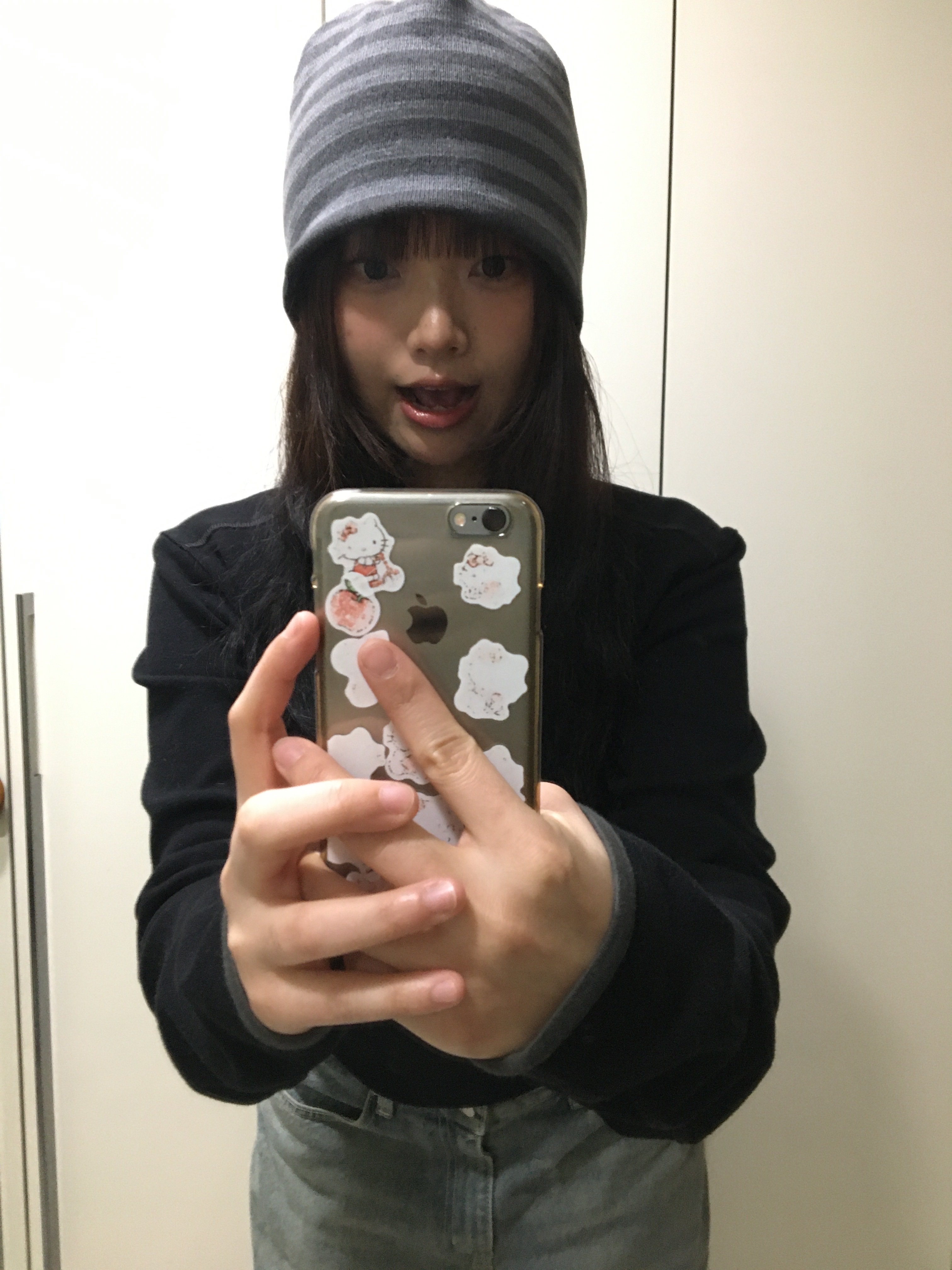 ins_@ssonsuvin님의 스타일 - 1