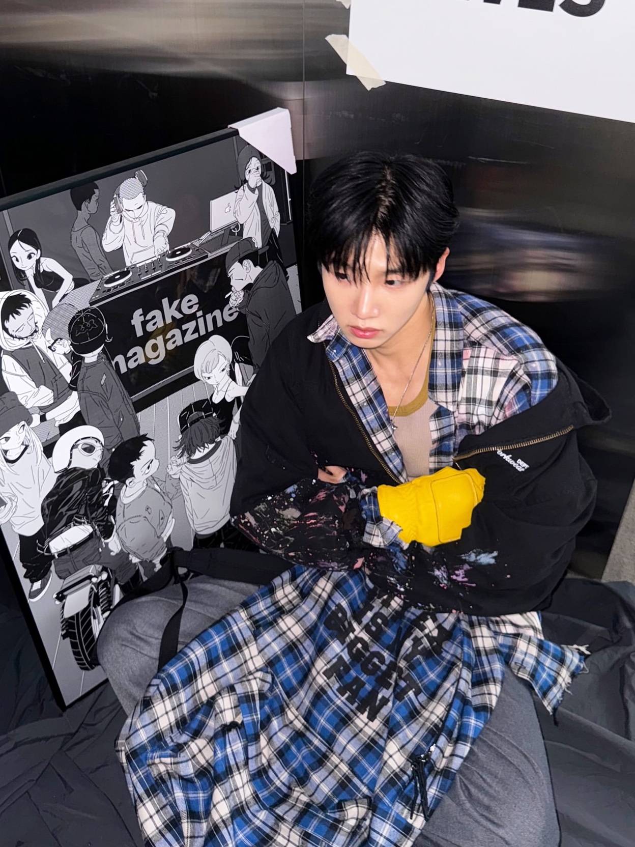 GRAILZ Bleached Plaid Shirts Blue, GRAILZ Painted Work Jacket Black 착용 스타일 - 1