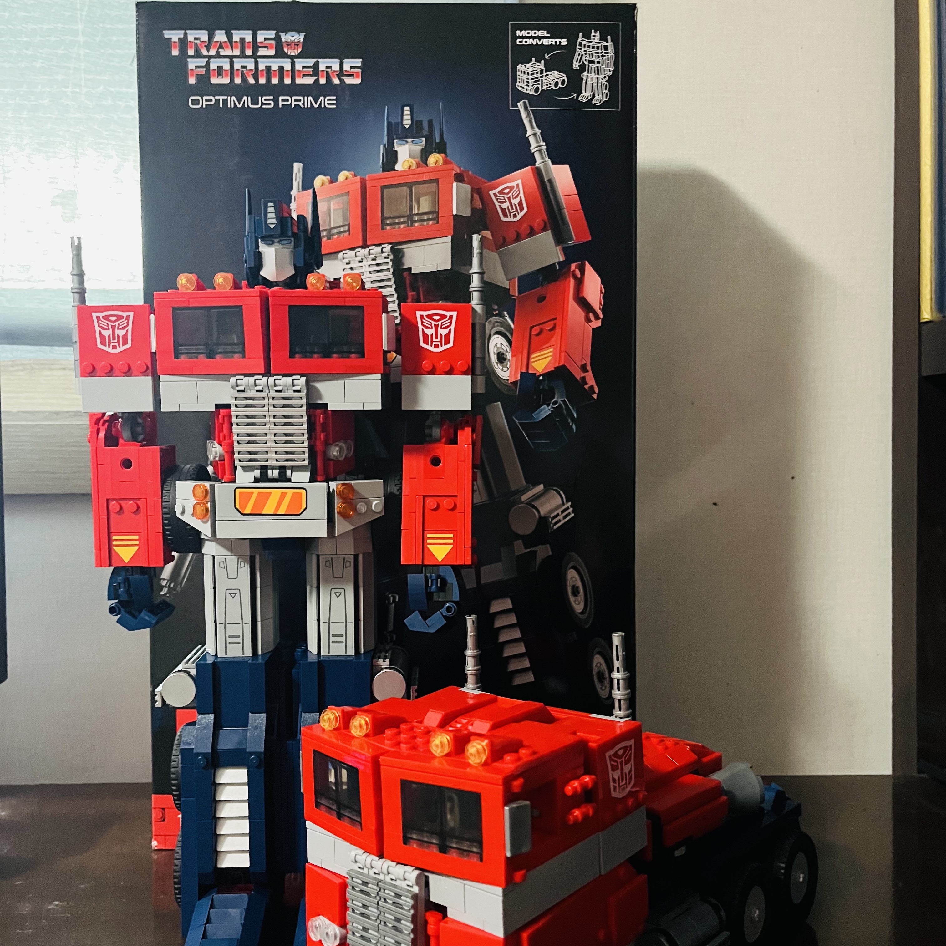 Lego Optimus Prime 착용 스타일