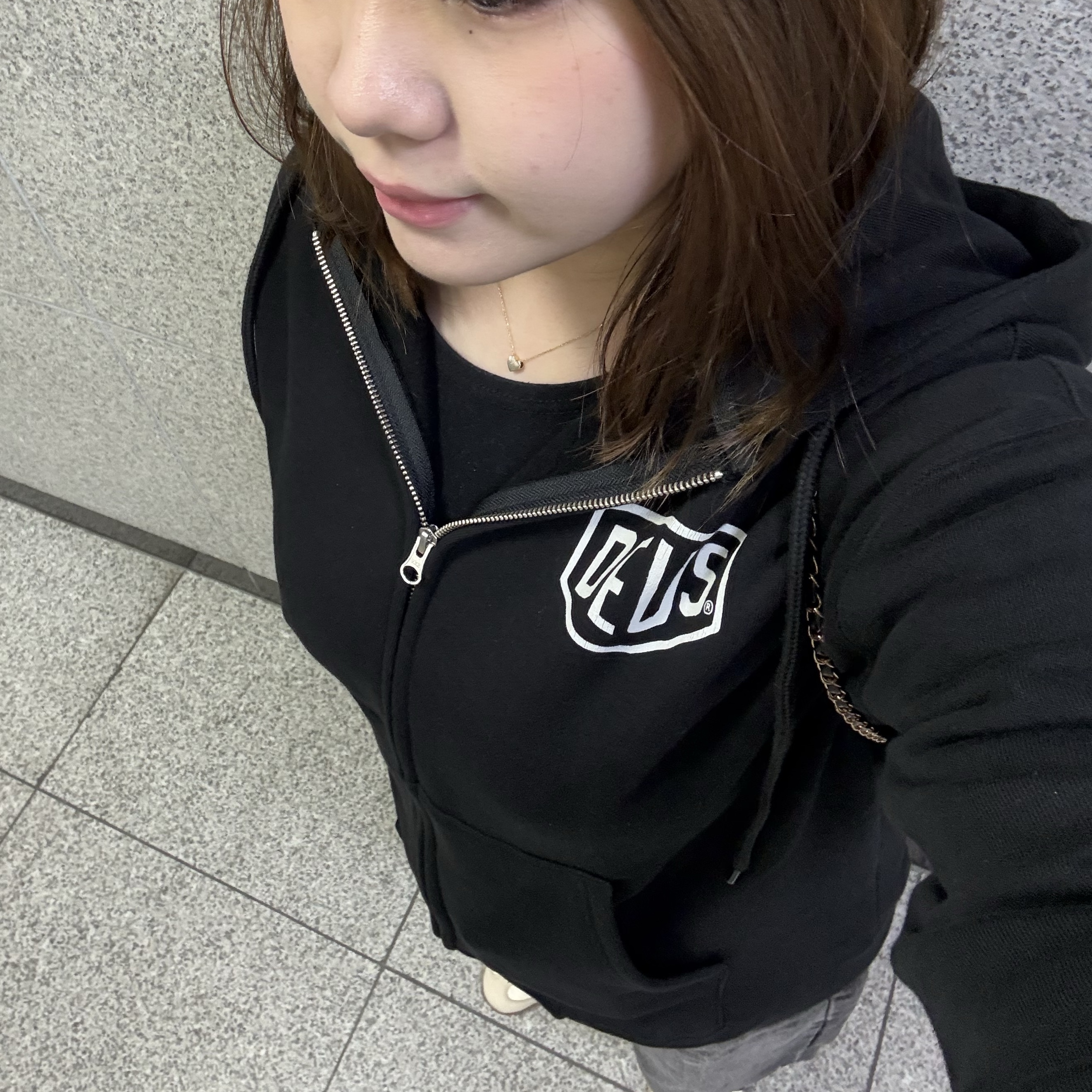 Deus Ex Machina Seoul College Hooded Jacket Black 착용 스타일