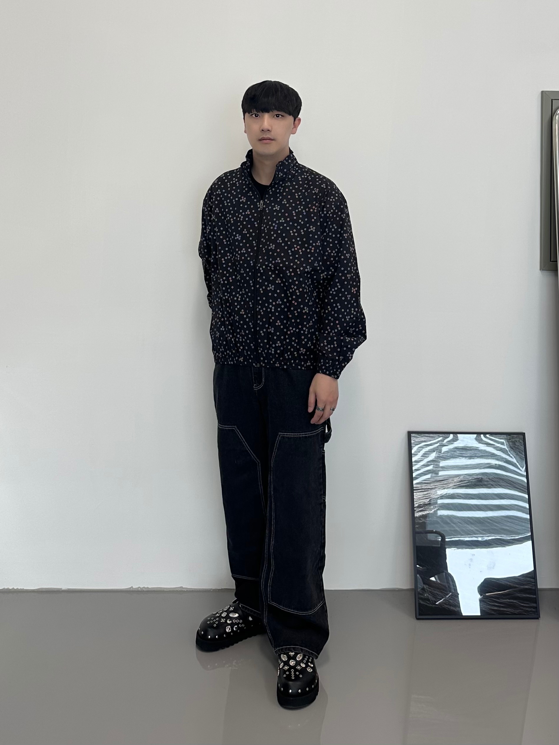 Toga Virilis AJ1066 Mules Leather Black 착용 스타일 - 1