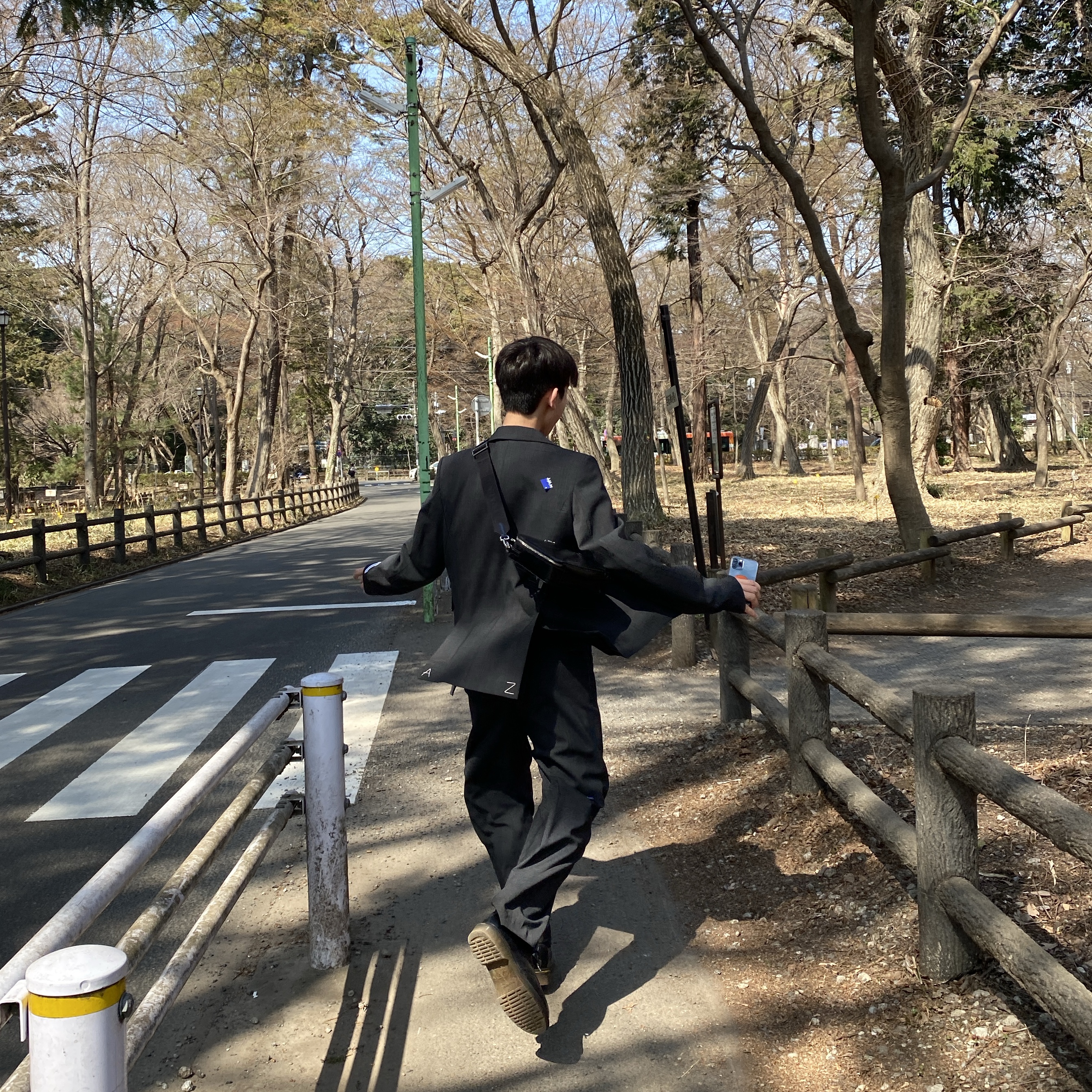 Zara x Ader Error Wool Blend Oversize Blazer Grey, Zara x Ader Error Tapered Trousers Grey 착용 스타일 - 2