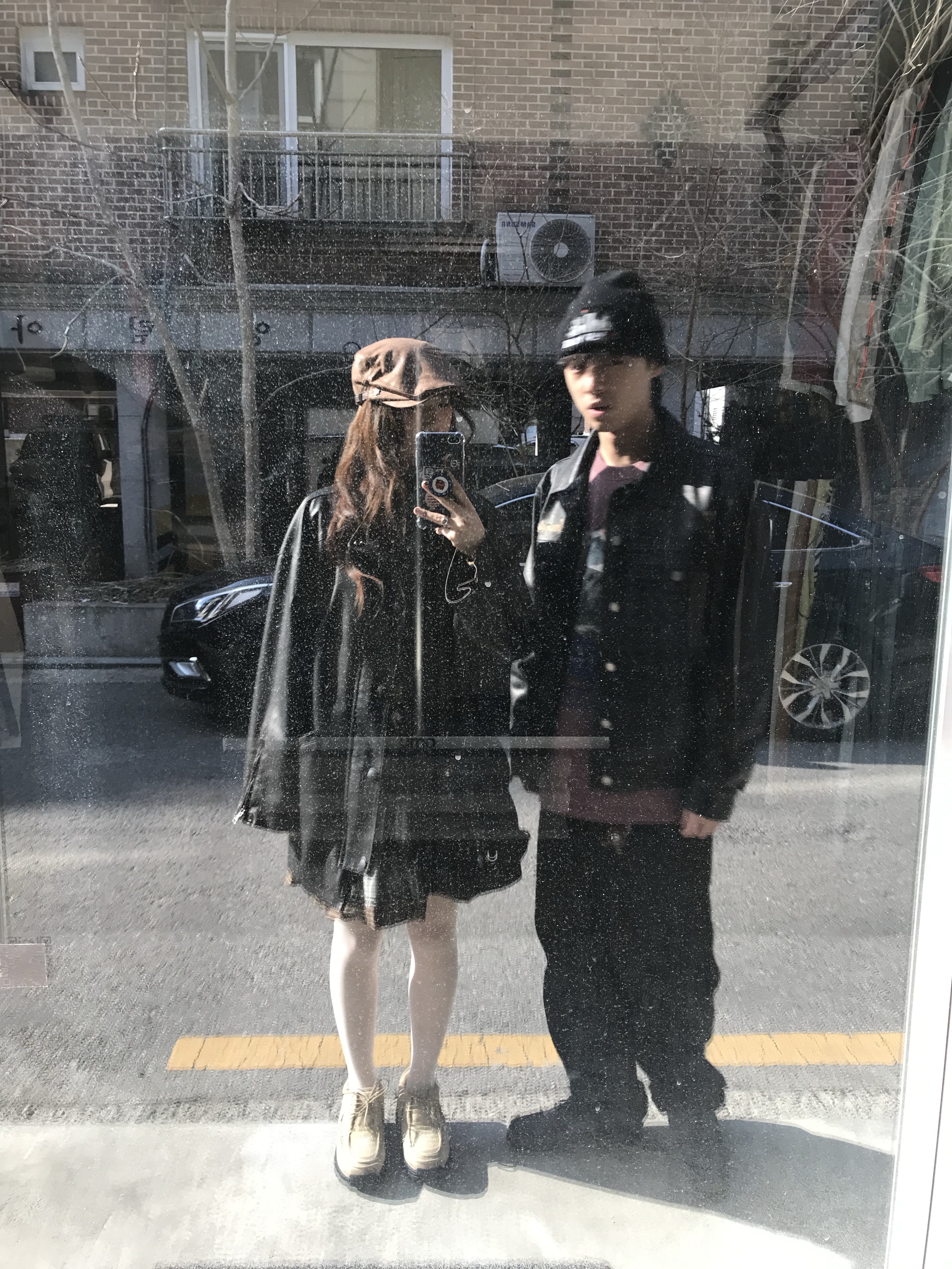 [KREAM 단독] Millo Archive X Negative Three Crescendo Desert Boots Beige 착용 스타일 - 8