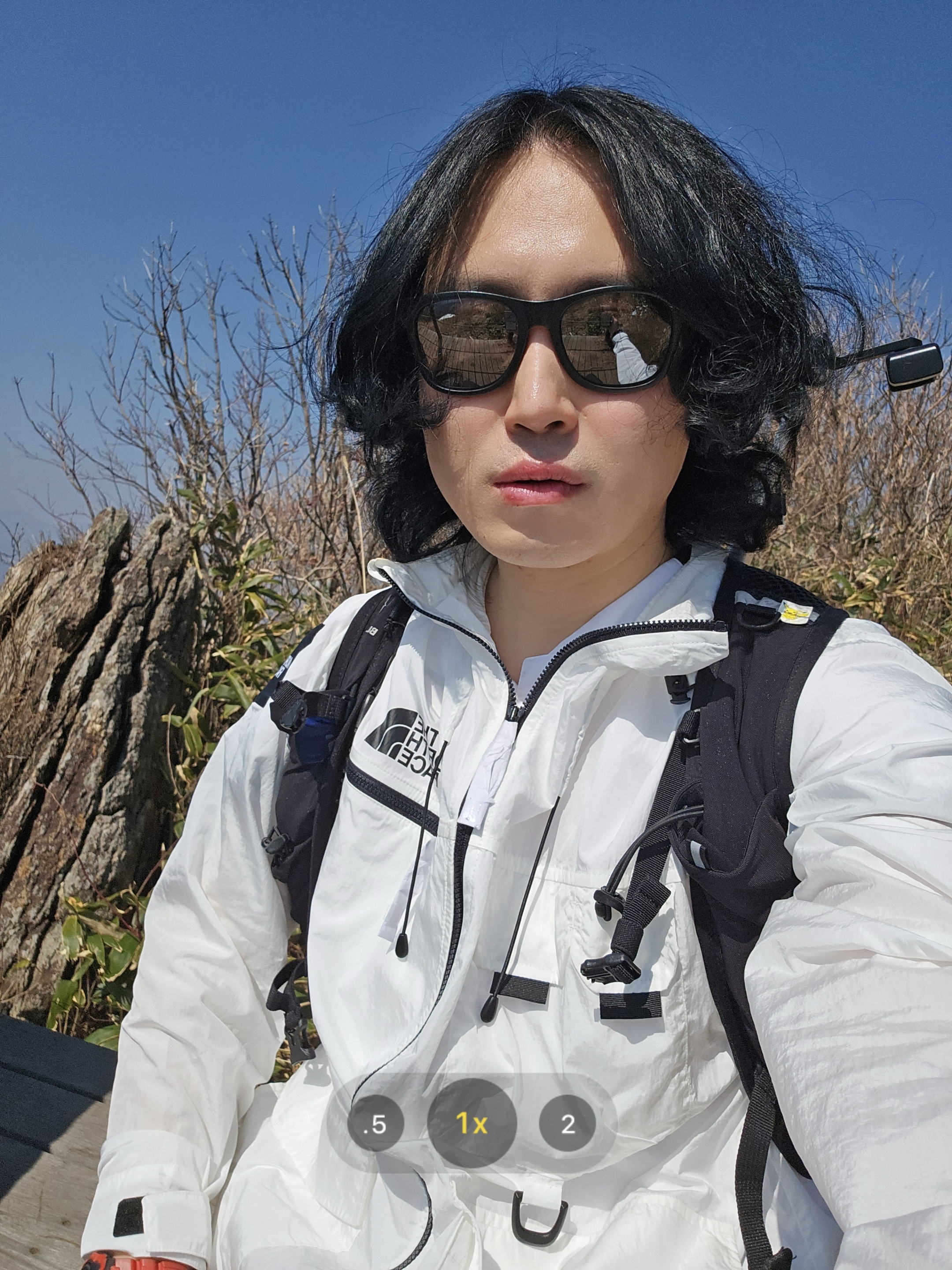 The North Face White Label Sheldon Cargo Jacket White 착용 스타일 - 3