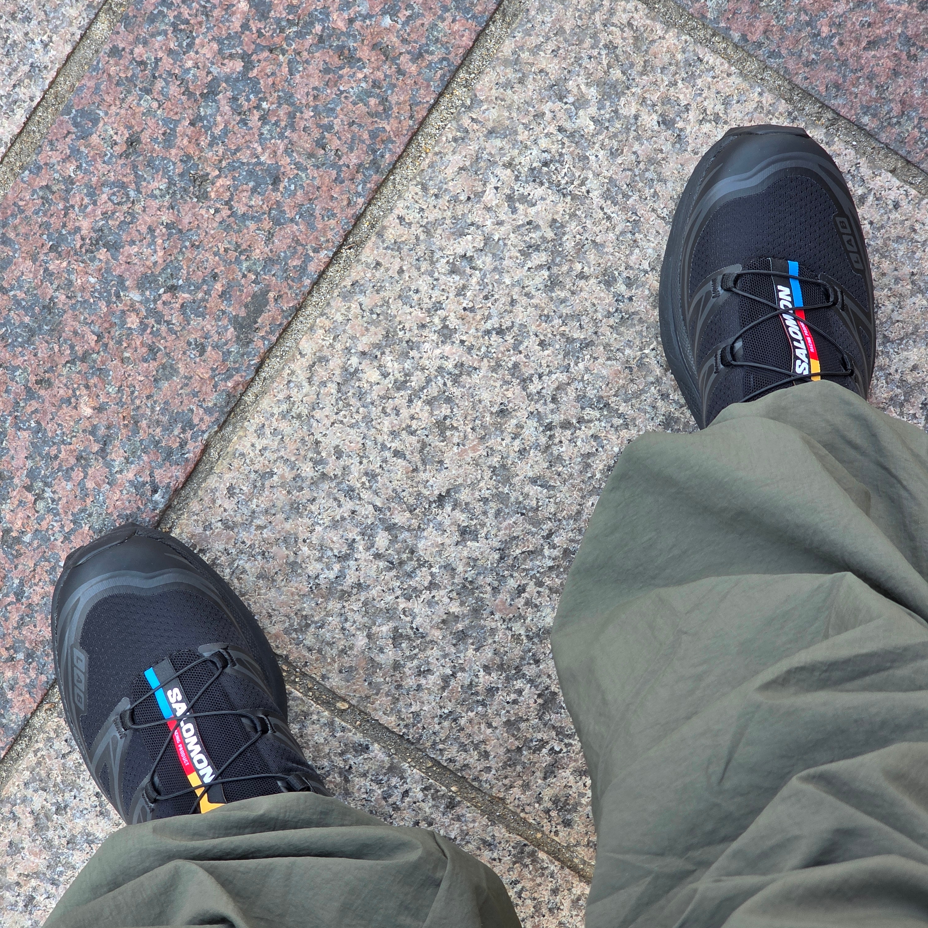 Salomon XT-6 ADV Black 착용 스타일 - 1