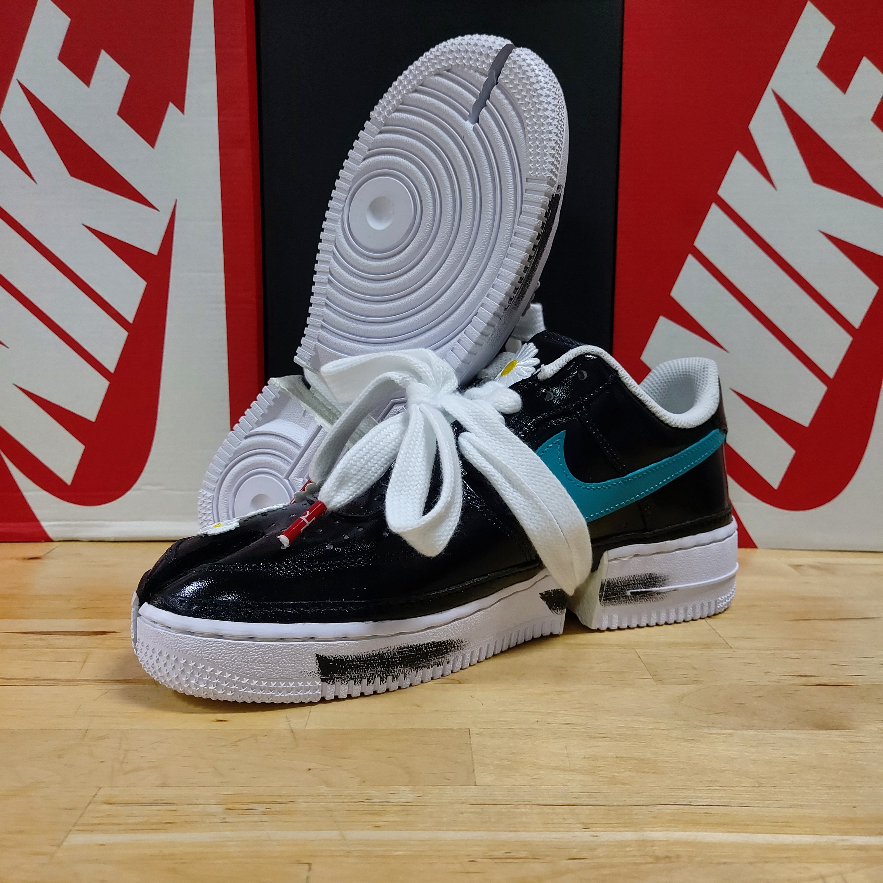 Nike Air Force 1 '07 Low White, Nike x Peaceminusone Air Force 1 Low Para-Noise 3.0 Black and Multicolor 착용 스타일 - 6