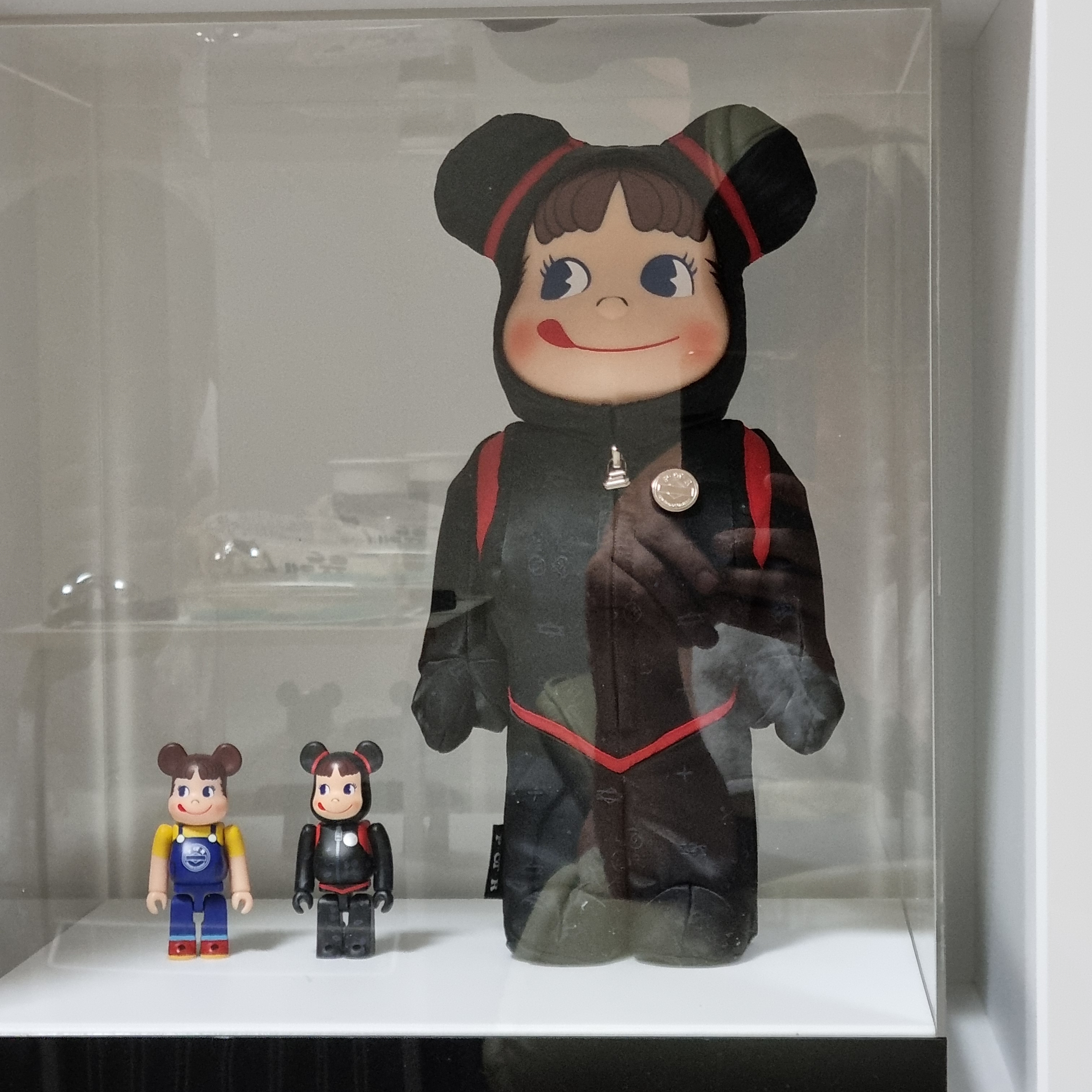 Bearbrick x Porter Peko-Chan 100% & 400% Set 착용 스타일