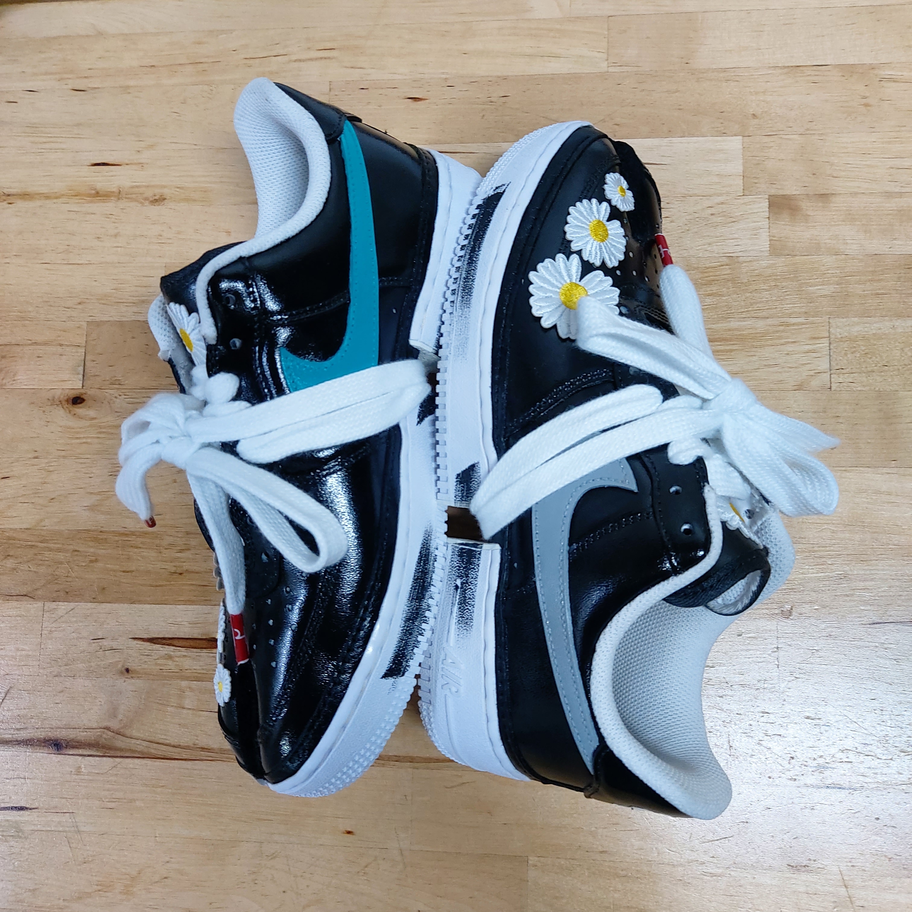 Nike Air Force 1 '07 Low White, Nike x Peaceminusone Air Force 1 Low Para-Noise 3.0 Black and Multicolor 착용 스타일 - 5