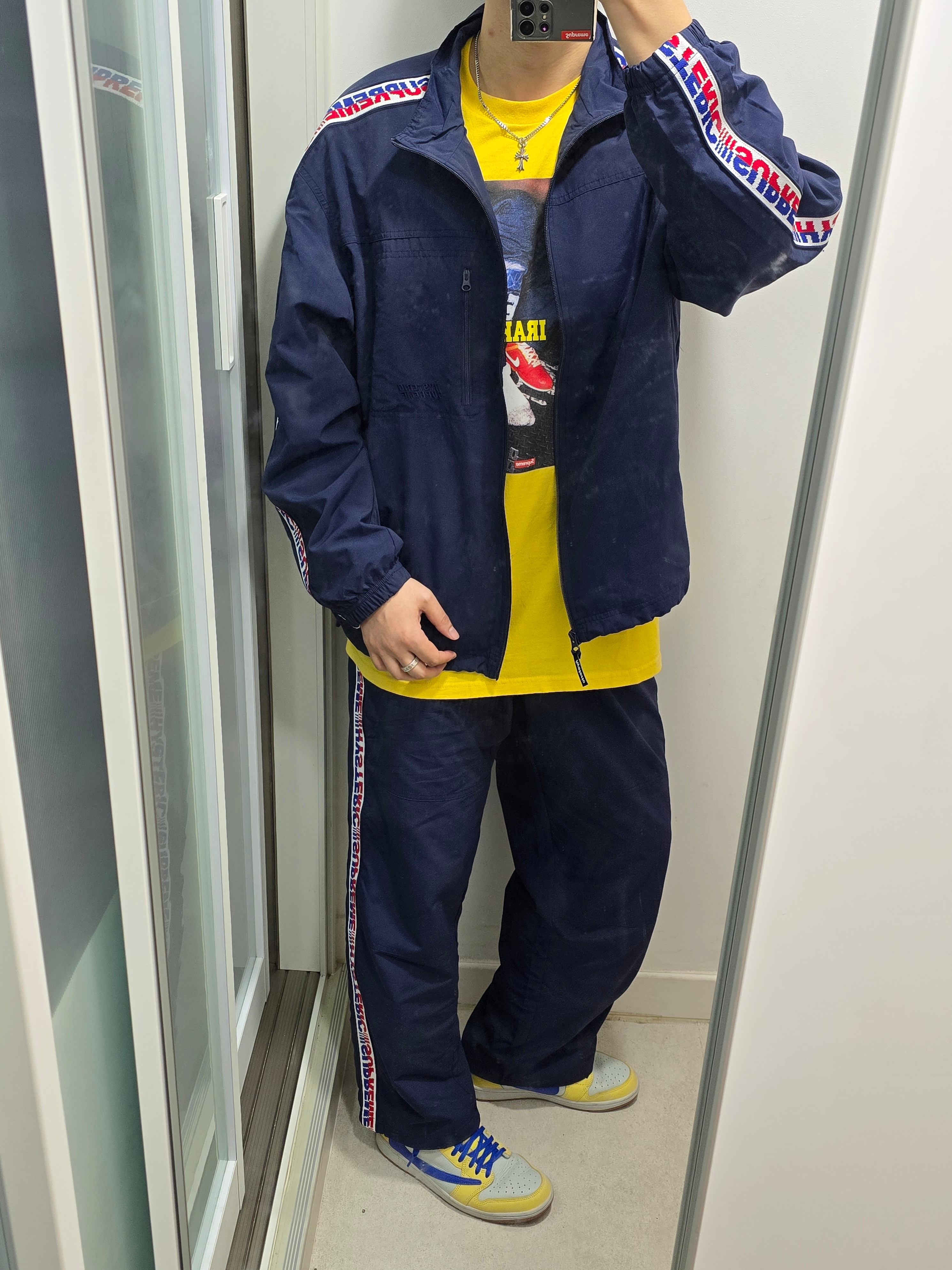 Supreme x Hysteric Glamour Track Jacket Navy - 24FW, Supreme x Hysteric Glamour Track Pant Navy - 24FW 착용 스타일