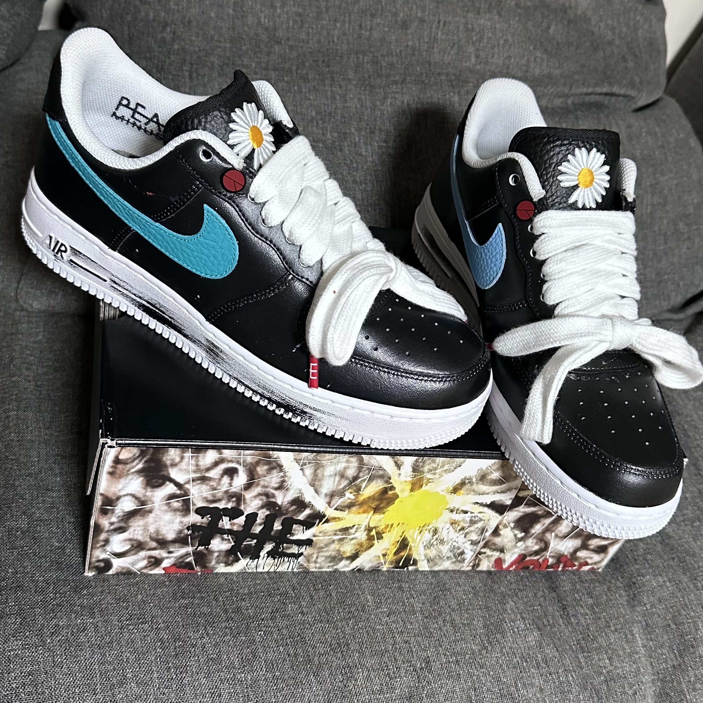 Nike x Peaceminusone Air Force 1 Low Para-Noise 3.0 Black and Multicolor 착용 스타일