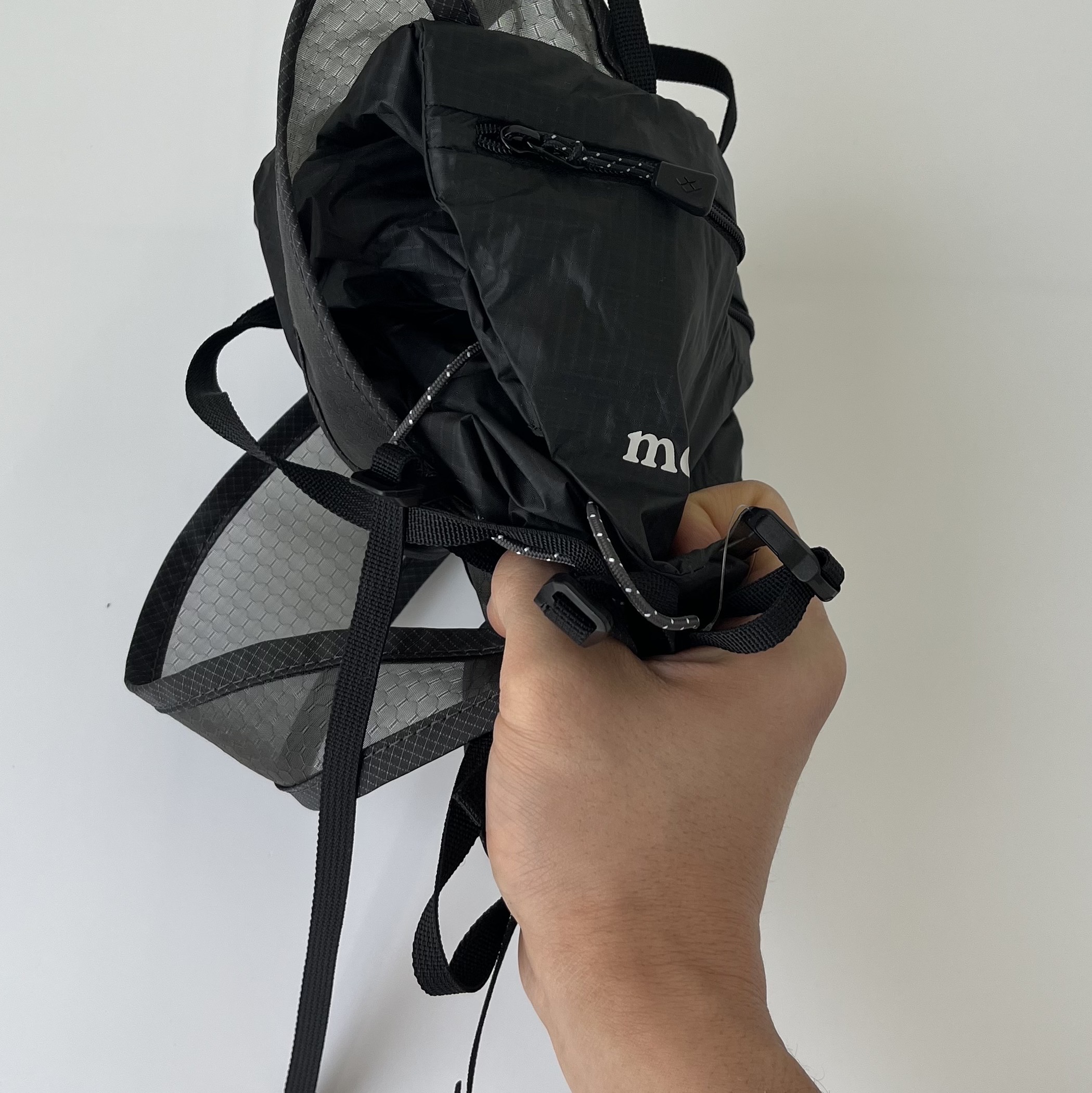 Montbell Versalite Pack 15 Backpack Gunmetal 착용 스타일 - 4